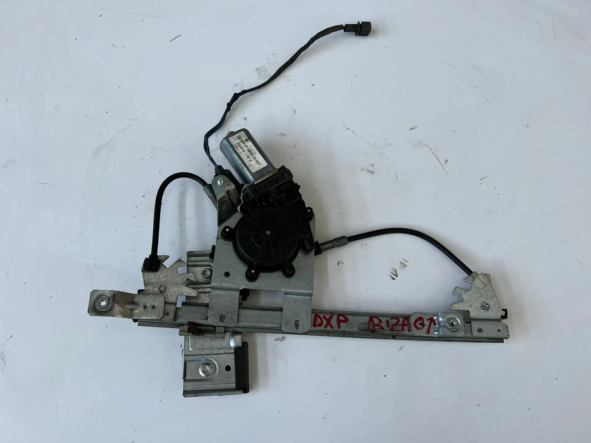Motorino alzavetro posteriore destra Seat Cordoba 1.4 B del 2001 CODICE RICAMBIO : D238807