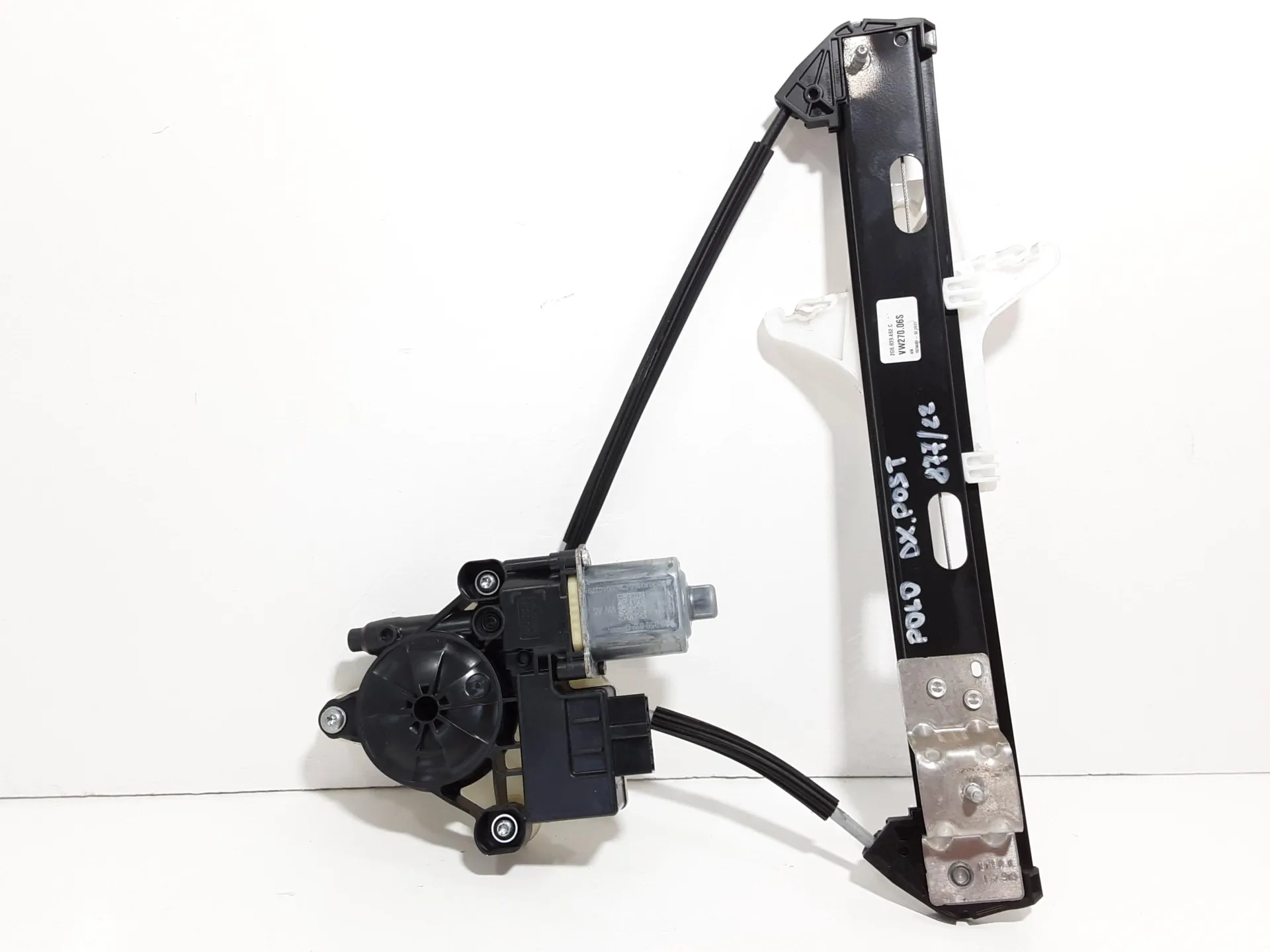 MOTORINO ALZAVETRO POSTERIORE DESTRA con codice 2G6839462C da VOLKSWAGEN Polo 6° Serie (17>)