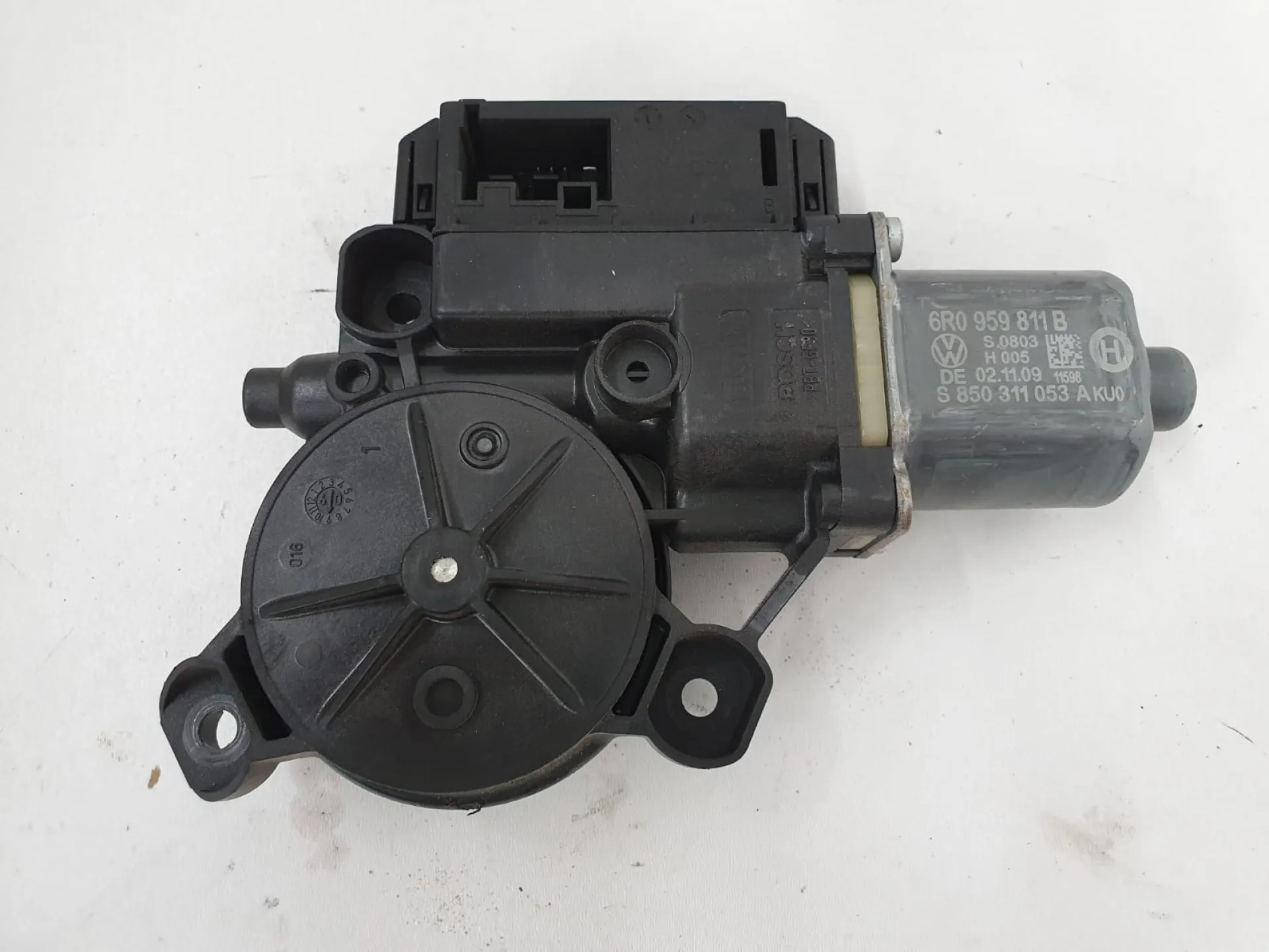 Motorino alzavetro posteriore sinistro Volkswagen Polo del 2011 1.6 Diesel CODICE RICAMBIO : 6R0959811B
