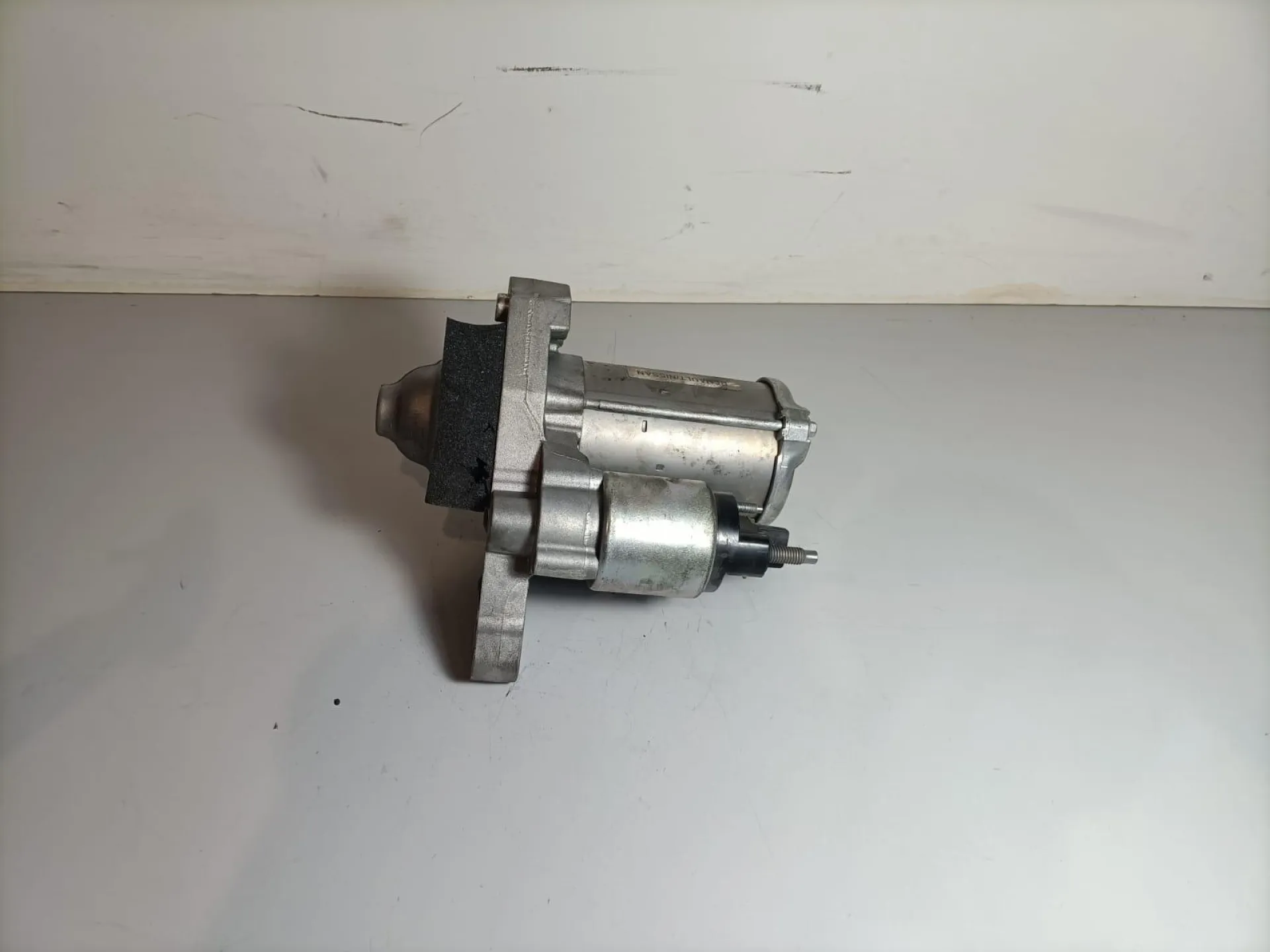 MOTORINO D' AVVIAMENTO con codice 233005993R da RENAULT CLIO Serie V (19>) 1000 Benzina (2019)
