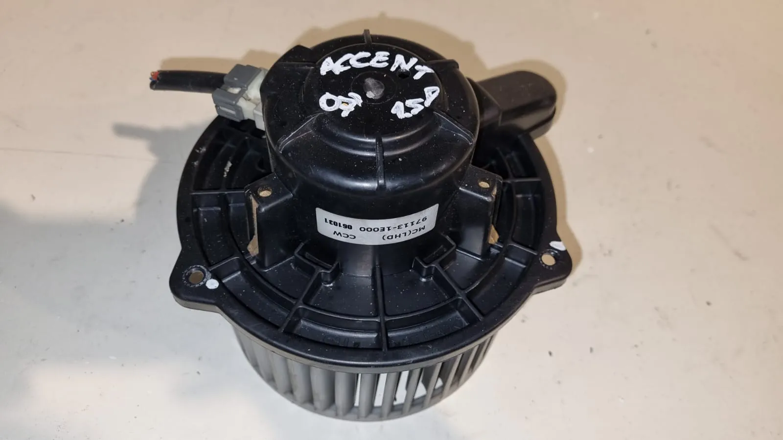 Motorino riscaldamento Hyundai Accent del 2007 1.5 Diesel CODICE RICAMBIO : 97113-1E000
