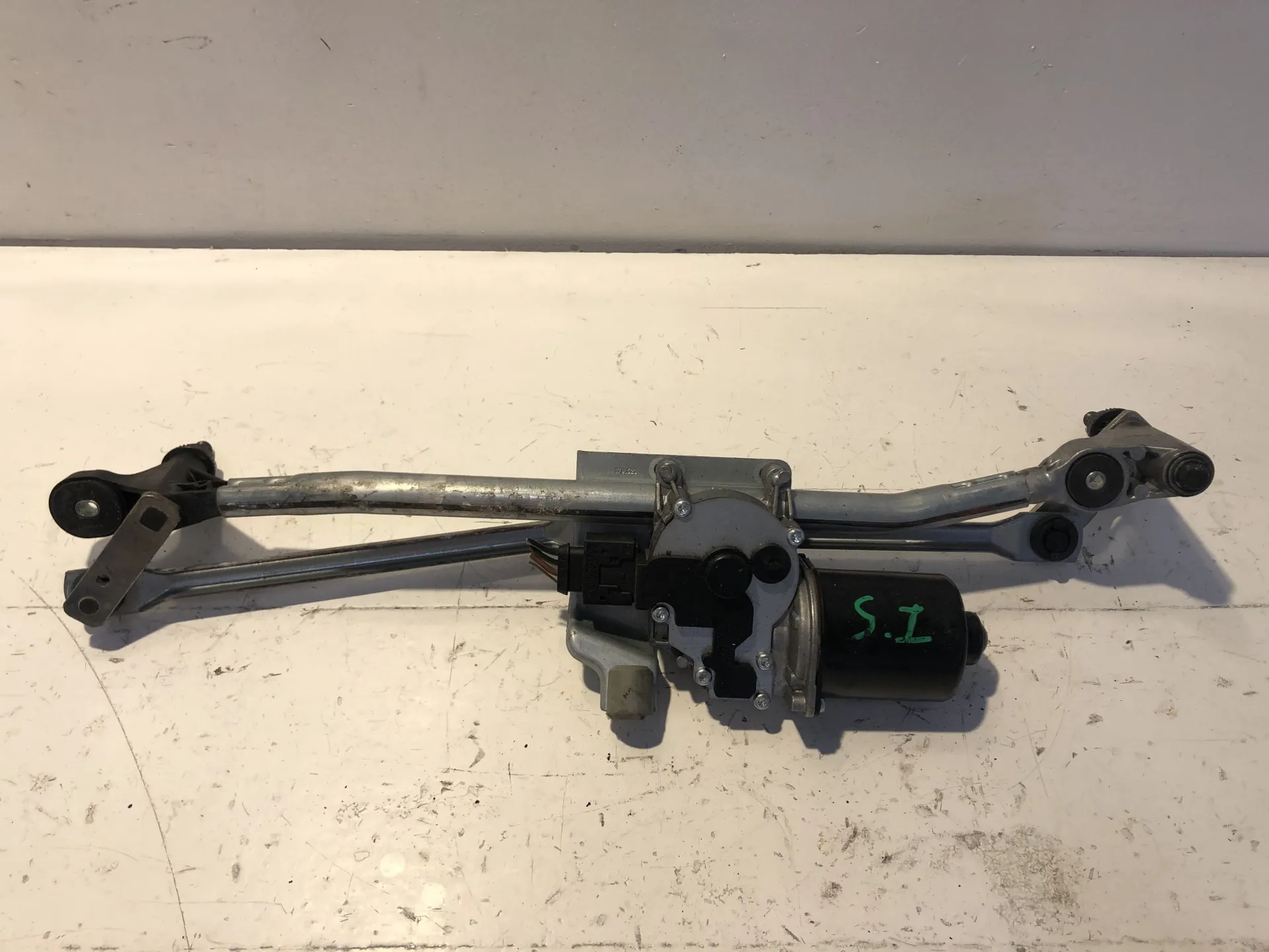 MOTORINO TERGI ANT COMPLETO DI TANDEM con codice 40487112V / 692570601 da BMW Serie 1 Serie (E87) (04>07) 2000 Diesel (2007)