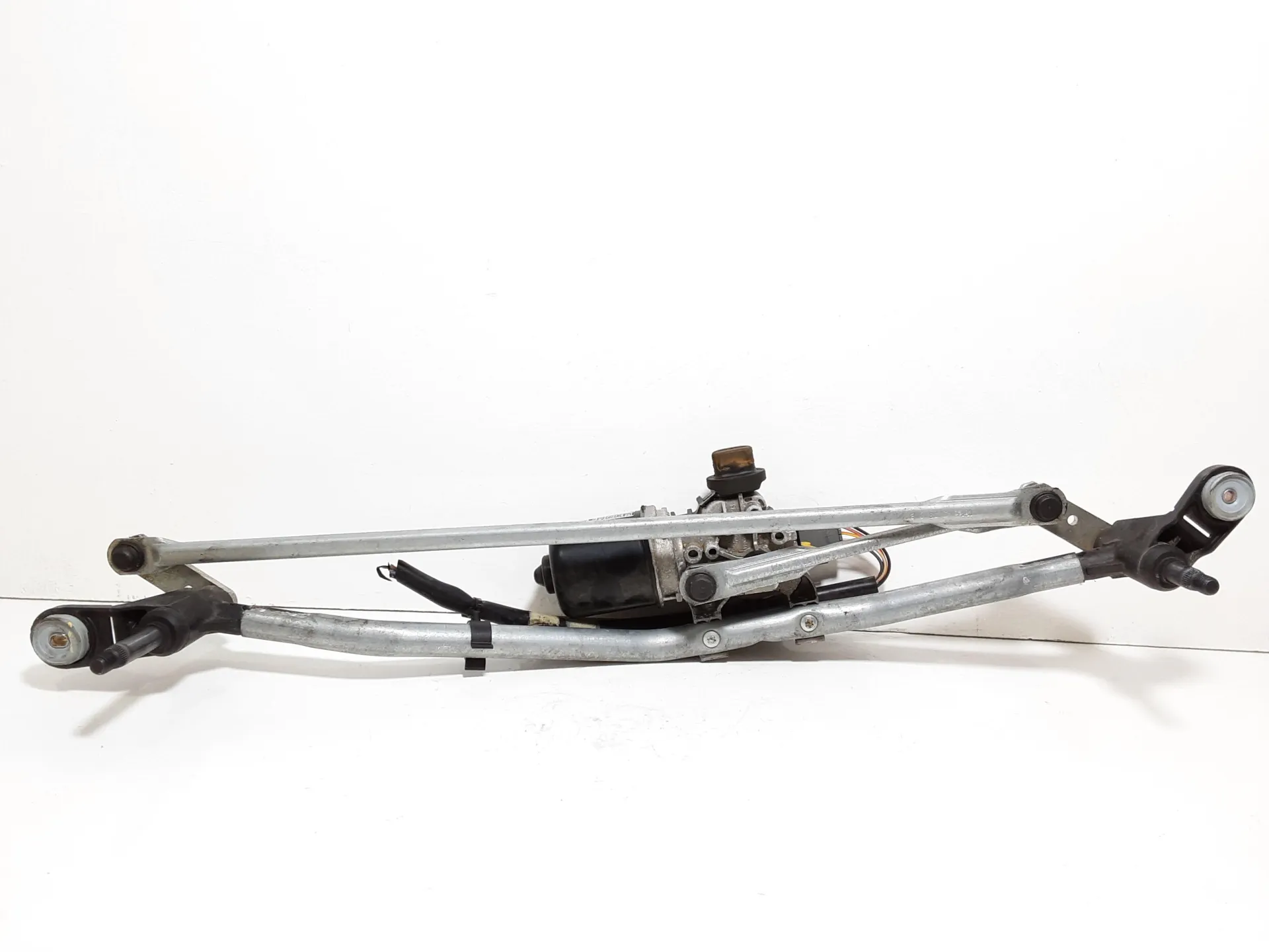 MOTORINO TERGI ANT COMPLETO DI TANDEM con codice 288009321R da DACIA Sandero Serie II (12>20) 1000 Bifuel/Gas 74 kW / 101 CV con codice motore H4D D4/H4D 450, H4D 460 (2020)