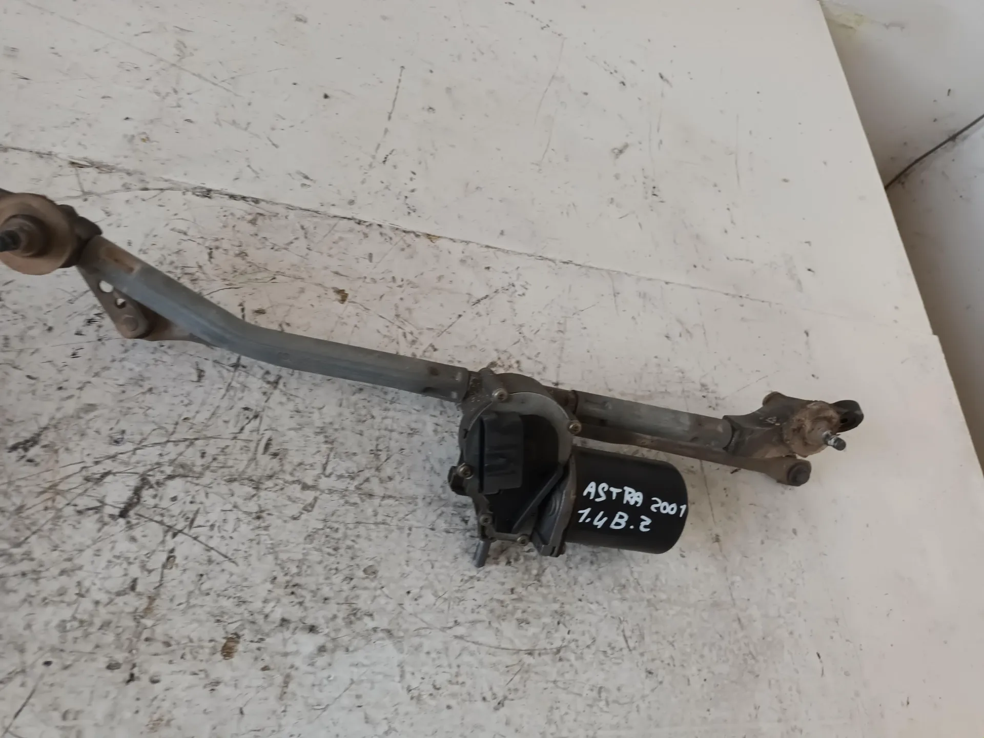 MOTORINO TERGI ANT COMPLETO DI TANDEM con codice 24450202 da OPEL Astra G Berlina 1400 Benzina con codice motore Z14XE (2001)