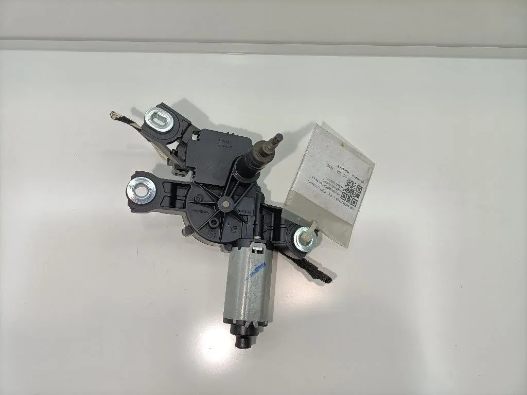 MOTORINO TERGILUNOTTO POSTERIORE con codice 5N0955711A da VOLKSWAGEN Tiguan 1Â° Serie 1968 diesel (2011)