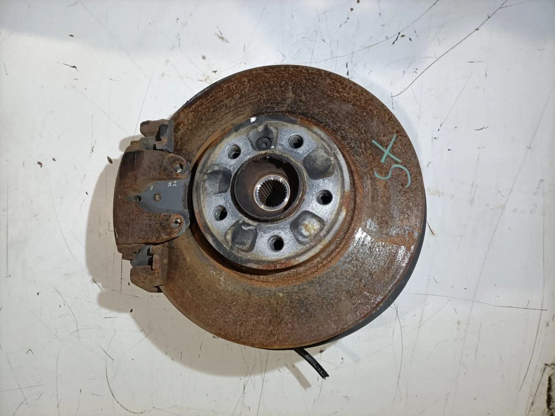 MOZZO RUOTA ANTERIORE SINISTRA GUIDA BMW X3 1Â° Serie 3000 Diesel (2006)
