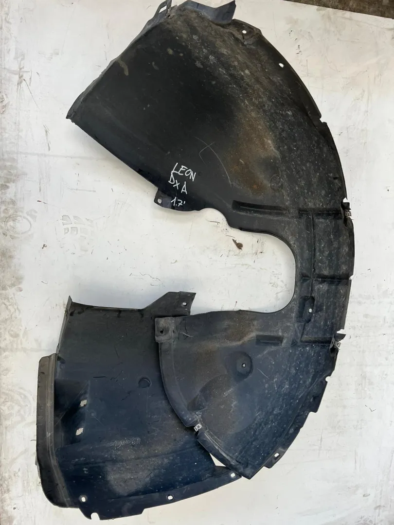 Parasale anteriore destro Seat Leon del 2017 1.6 Diesel