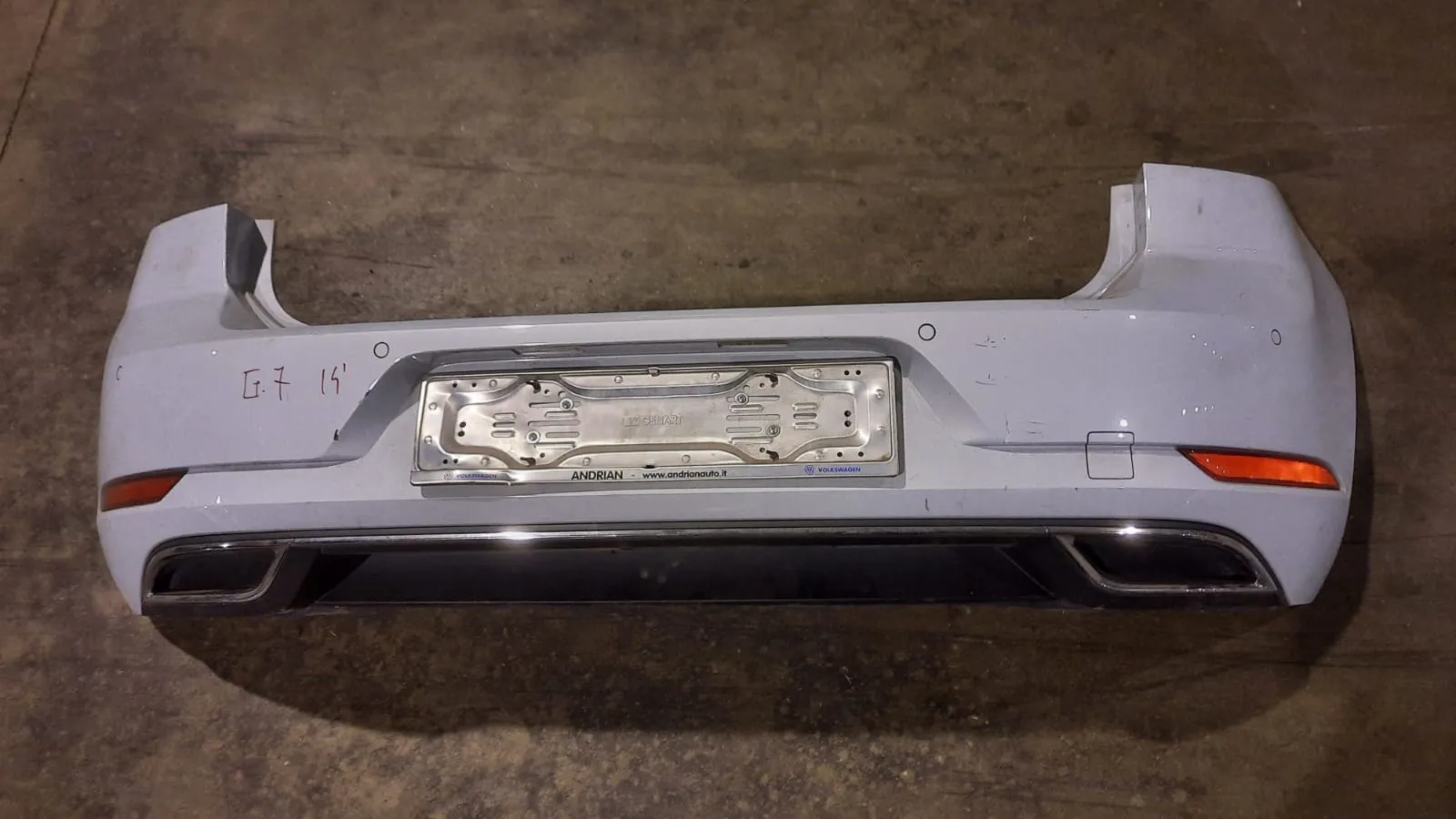 Paraurti posteriore Volkswagen Golf 7 del 2014 1.4 Benzina CODICE RICAMBIO : Difettoso