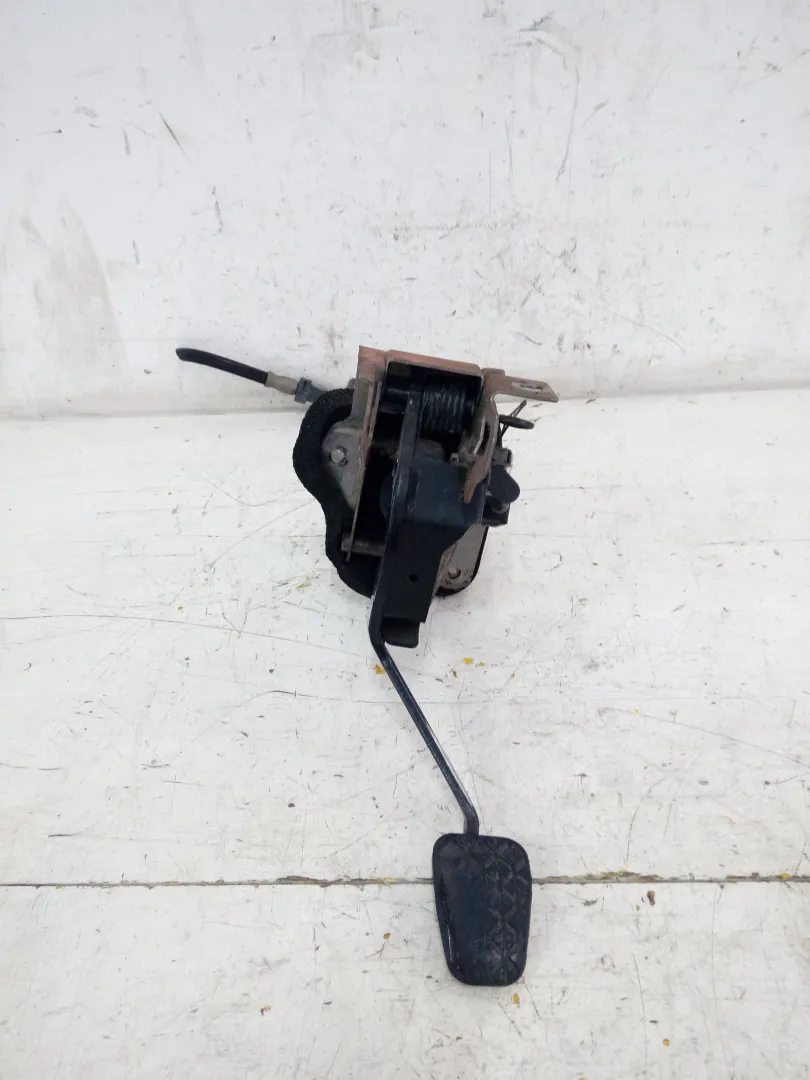 PEDALE FRIZIONE FORD Fiesta 6Â° Serie 1400 Diesel (2014)