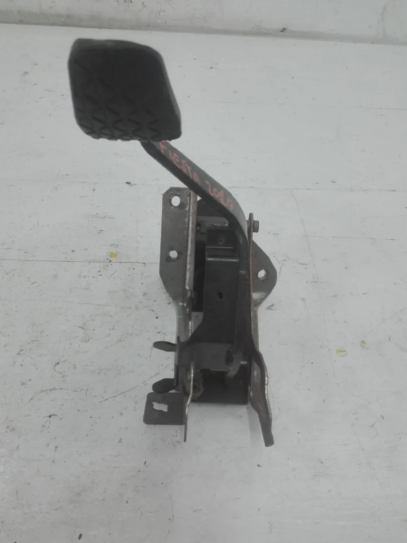 PEDALE FRIZIONE FORD Fiesta 6Â° Serie 1400 Diesel (2010)