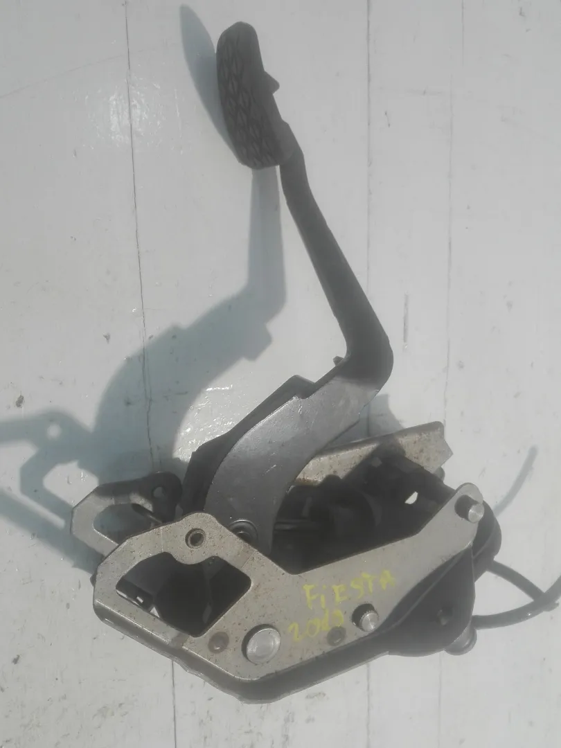 PEDALE FRIZIONE FORD Fiesta 6Â° Serie 1400 Benzina (2010)