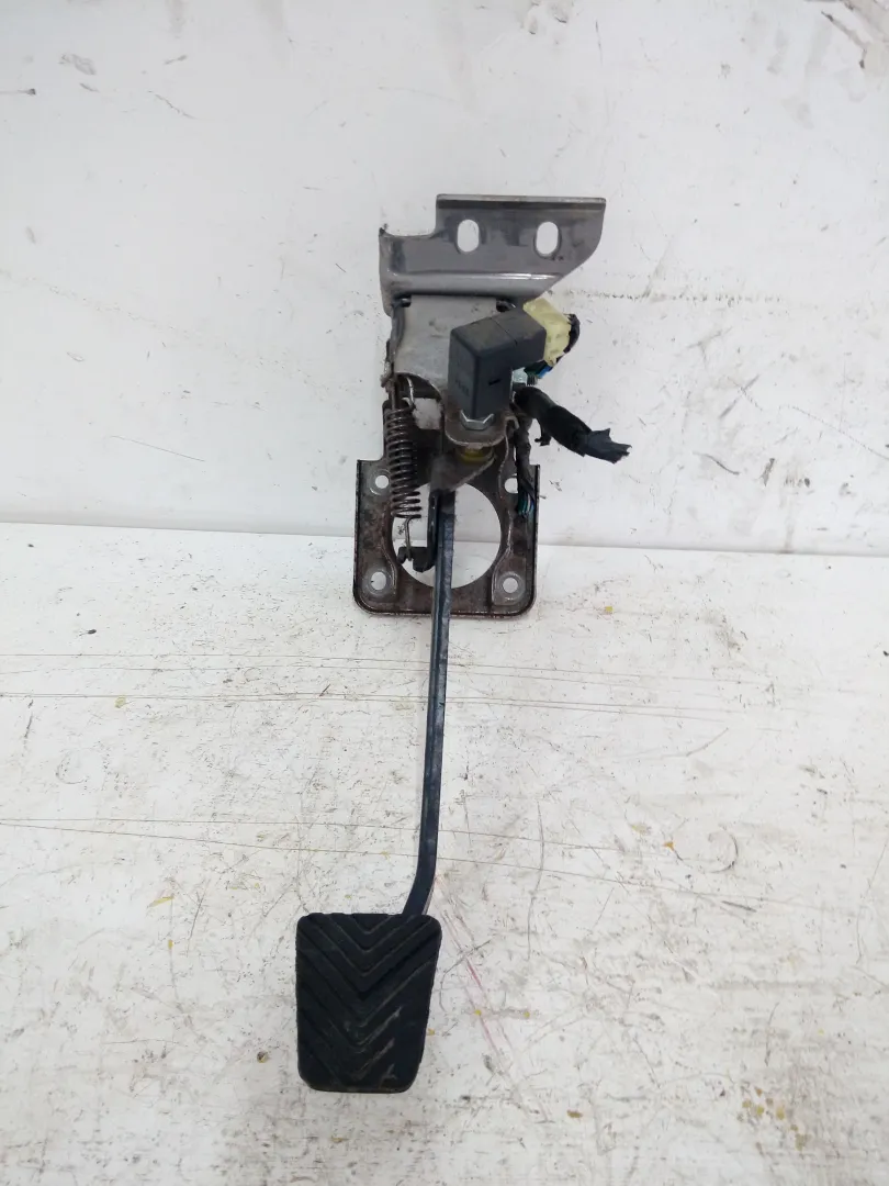 PEDALE FRIZIONE HYUNDAI Santa Fe 3Â° Serie 2200 Diesel (2008)