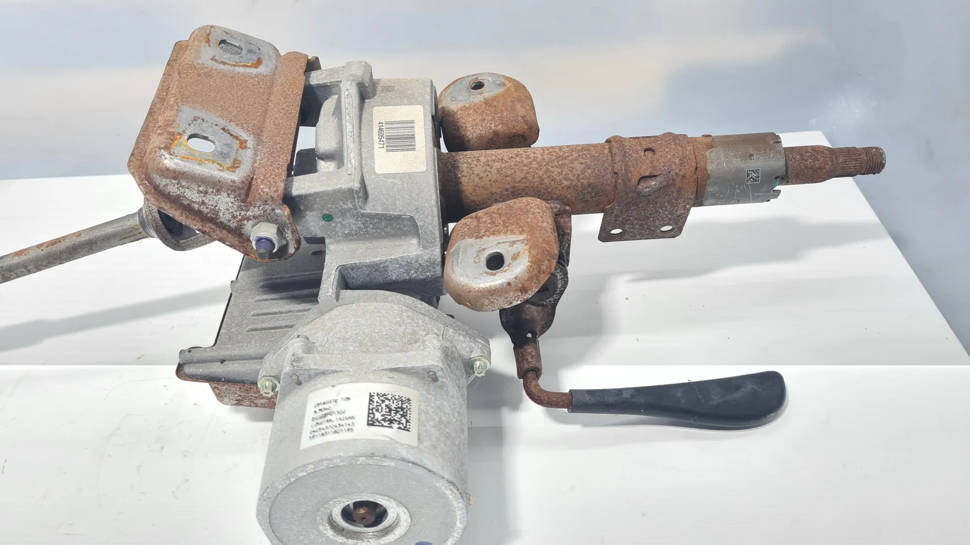 PIANTONE STERZO con codice 735576420 da FIAT 500 Serie (07>14)
