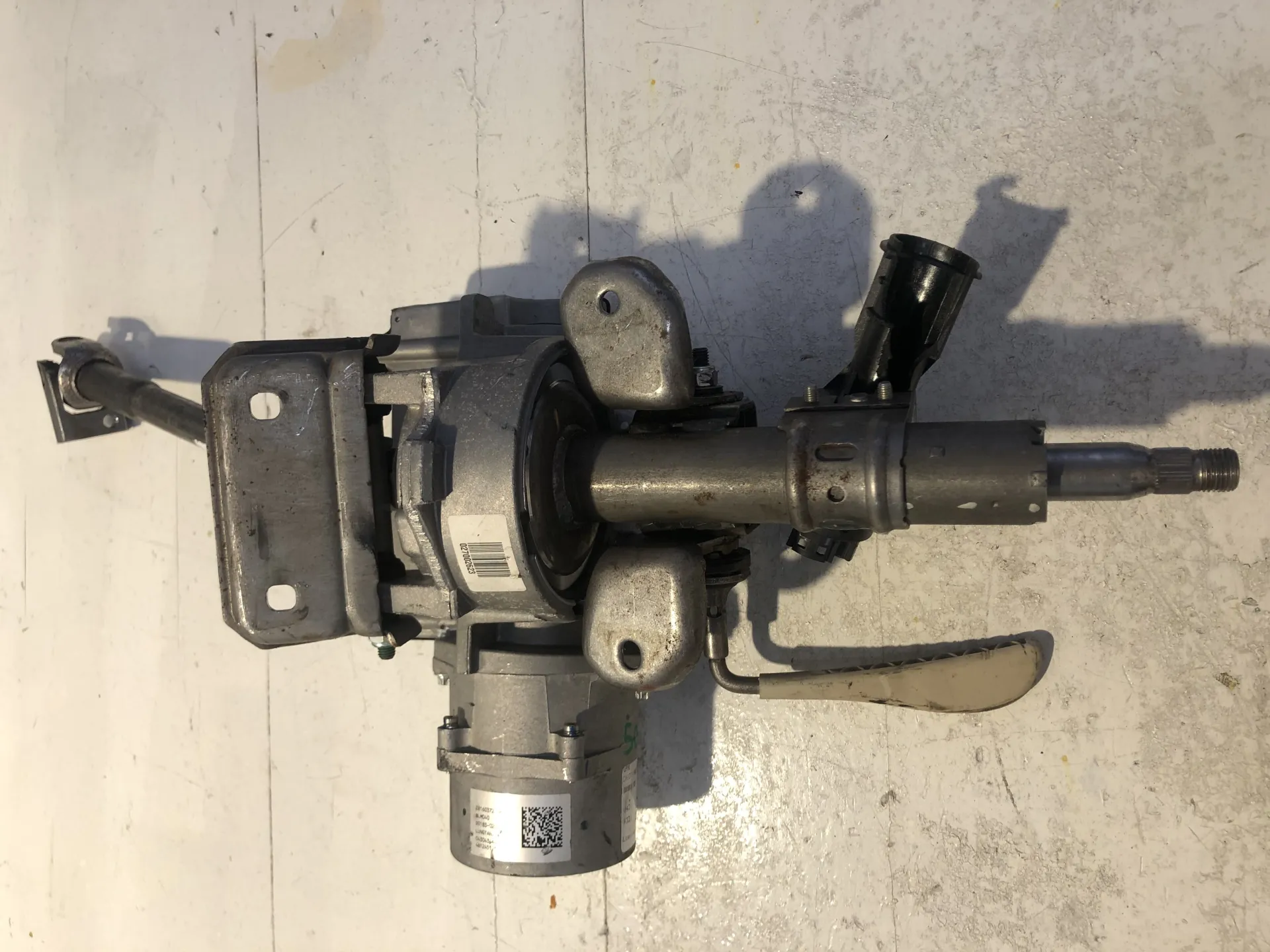 PIANTONE STERZO con codice 0018302021 da FIAT 500 Serie (15>) 1200 Benzina (2015)