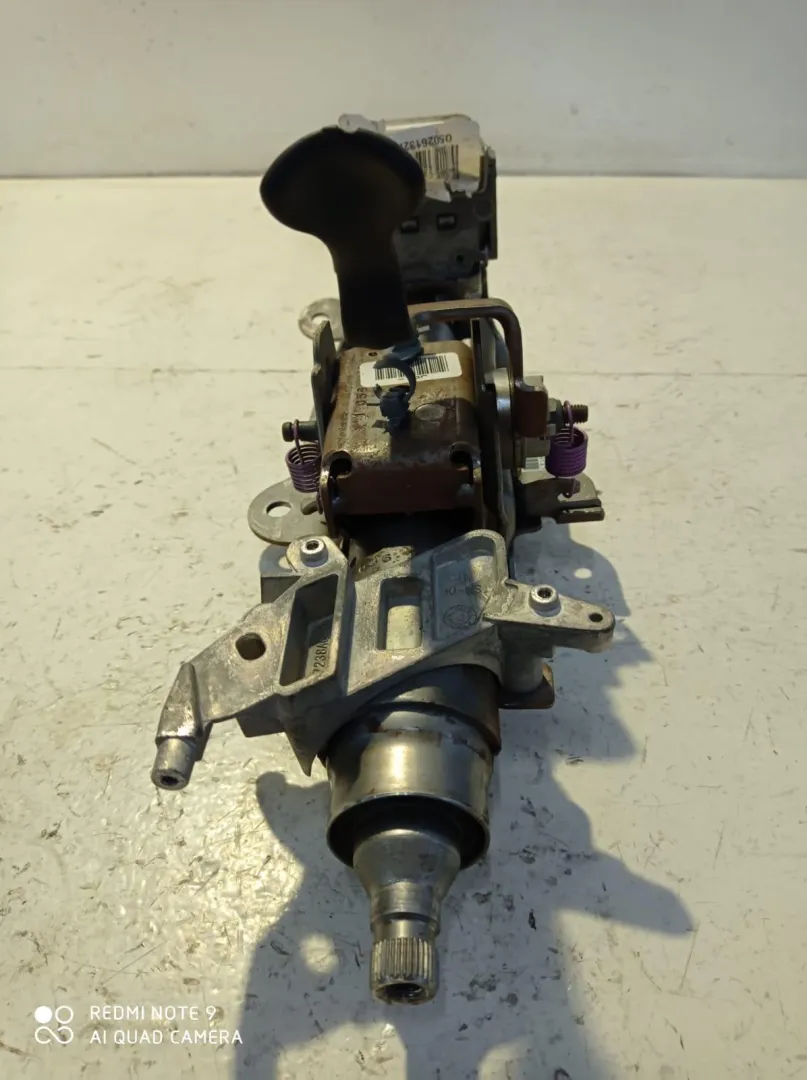 PIANTONE STERZO con codice 05026132AC da FIAT Freemont 1Â° Serie 2000 Diesel (2012)