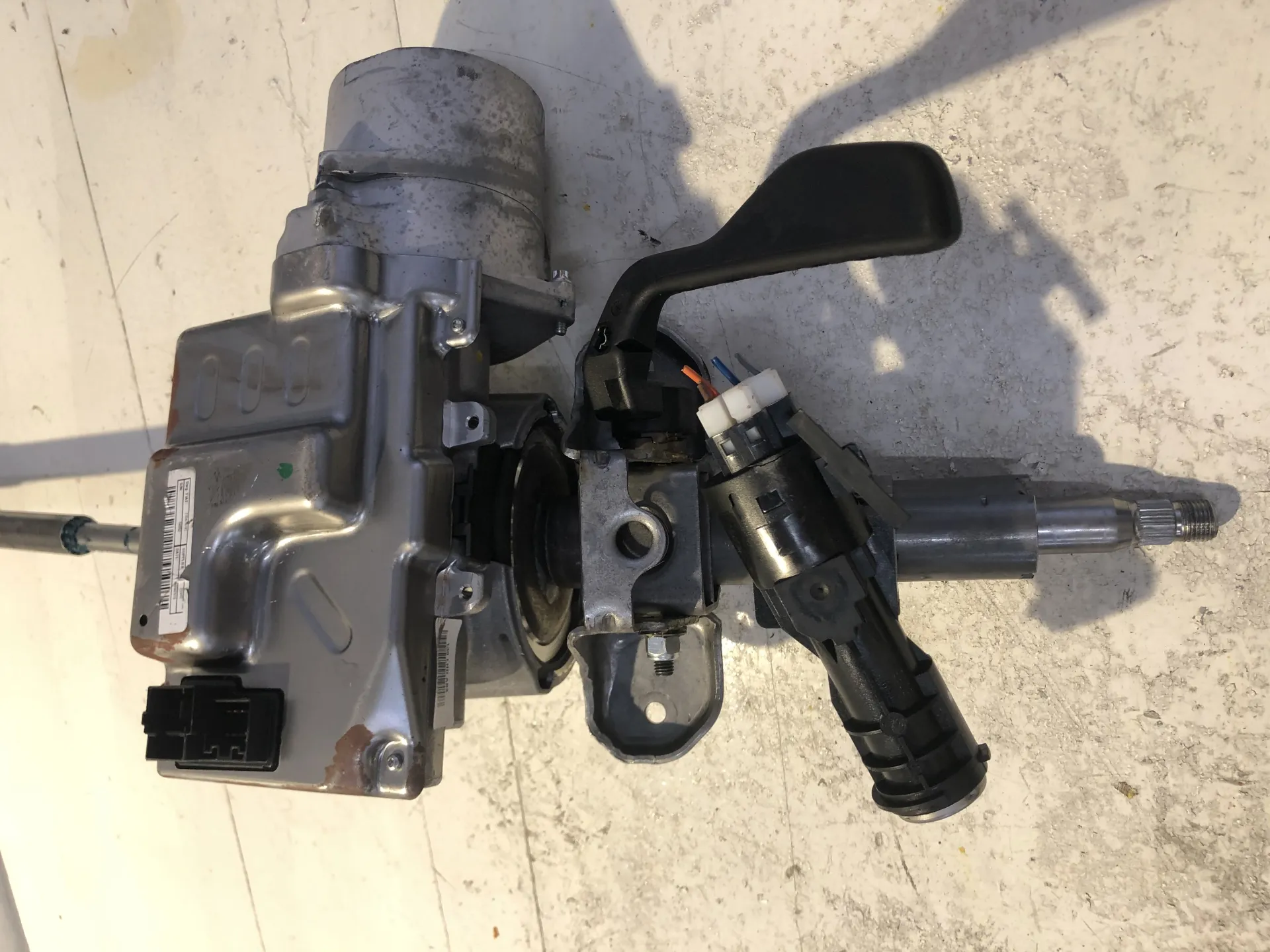 PIANTONE STERZO con codice 808703733 da FIAT Panda 3Â° Serie 1300 Diesel (2015)