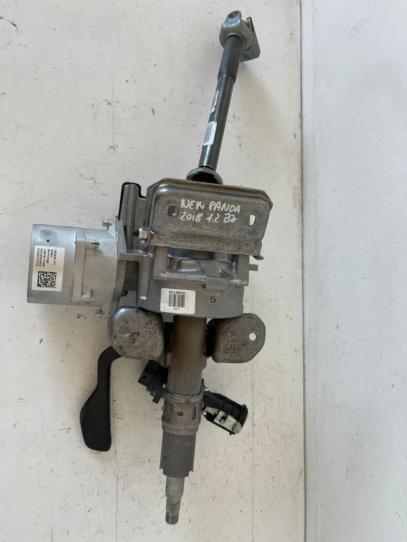 PIANTONE STERZO con codice 3822878401A da FIAT Panda 3Â° Serie 1200 Benzina (2018)
