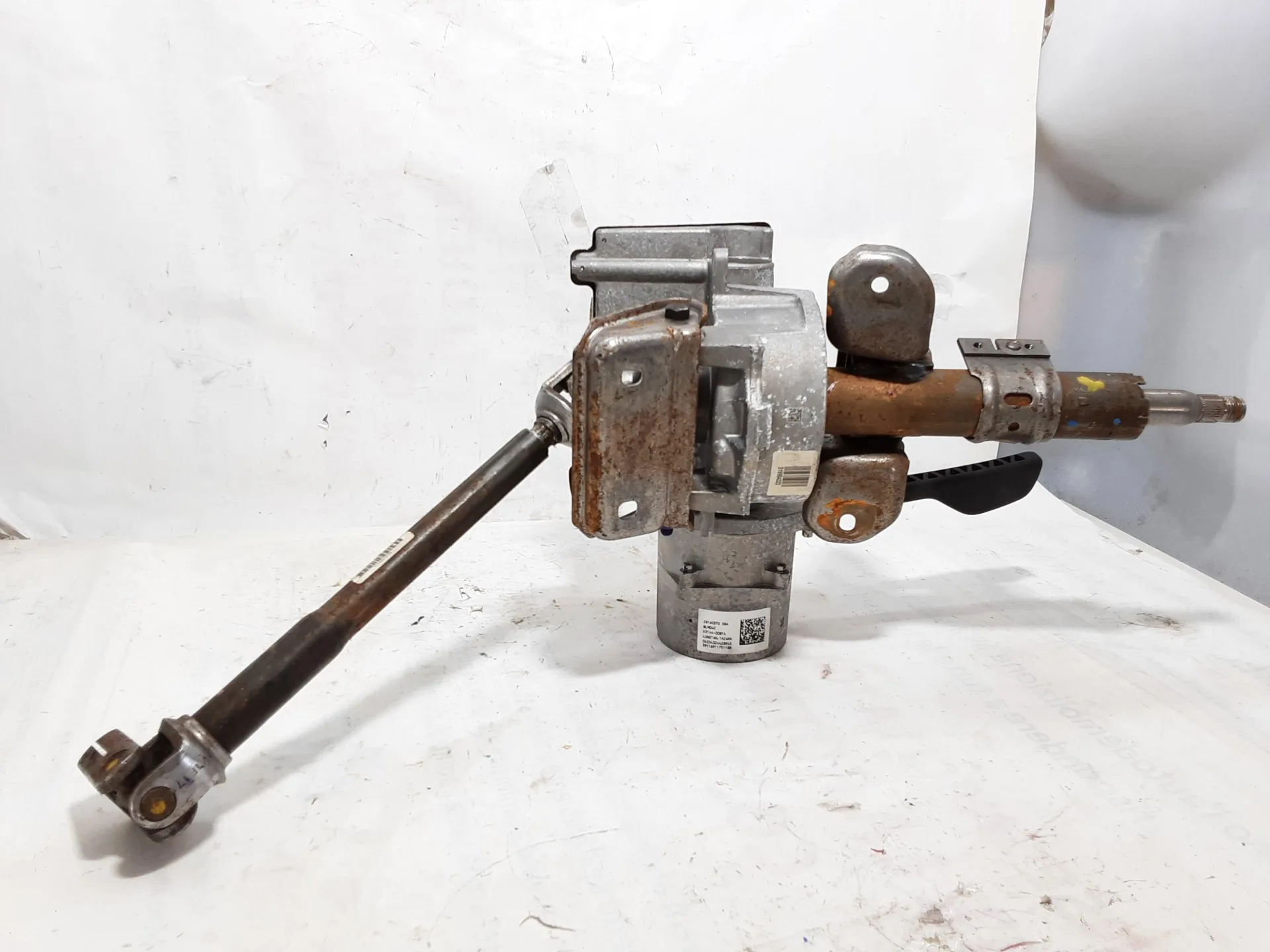 PIANTONE STERZO con codice 28160372 da FIAT Panda 3° Serie 900 Benzina 63 kW / 86 CV con codice motore 312A2000/312 A2.000 (2013)