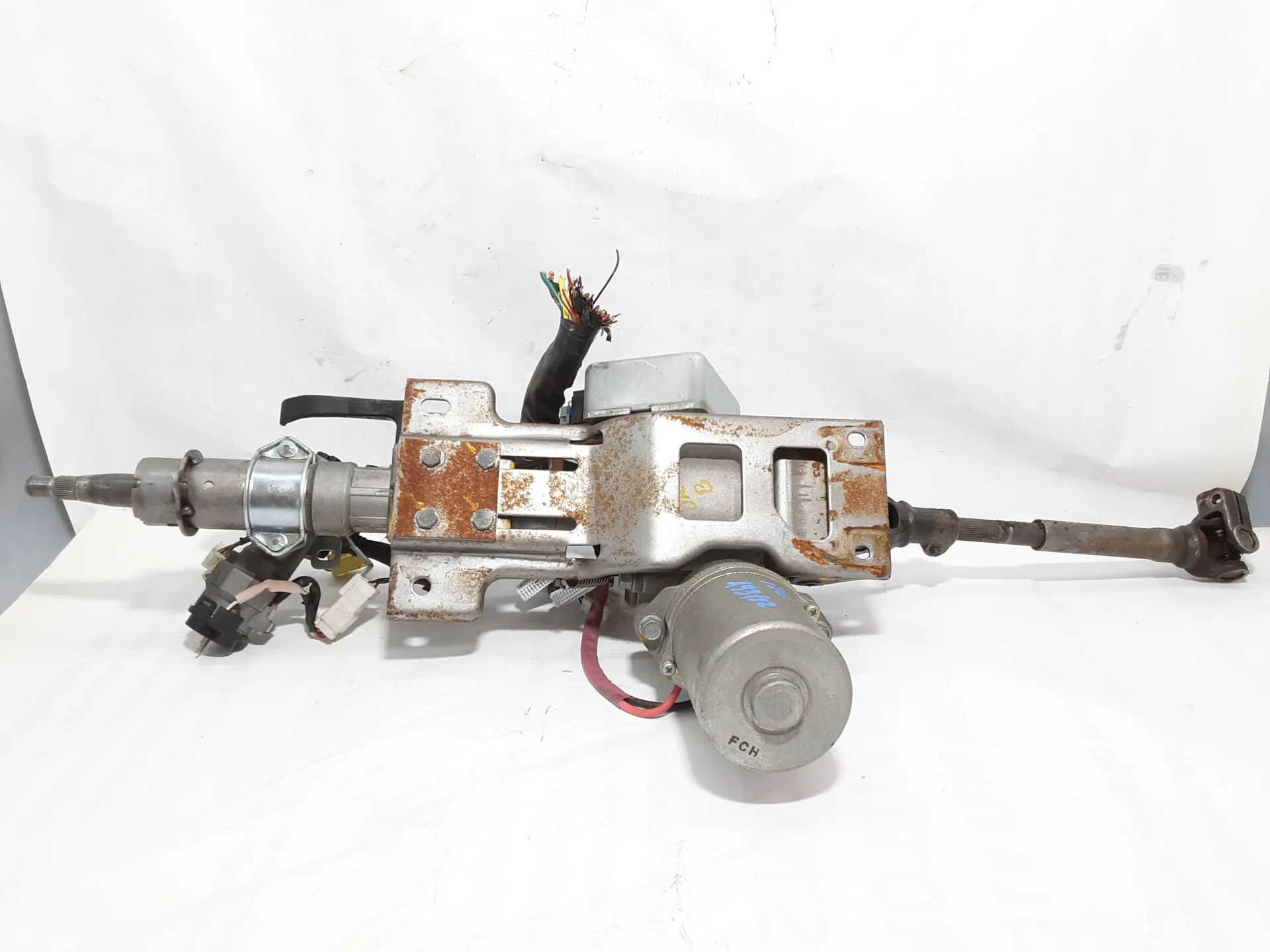 PIANTONE STERZO con codice 563001J700 da HYUNDAI i20 1° Serie 1200 Benzina 57 kW / 78 CV con codice motore G4LA/G4LA (2010)