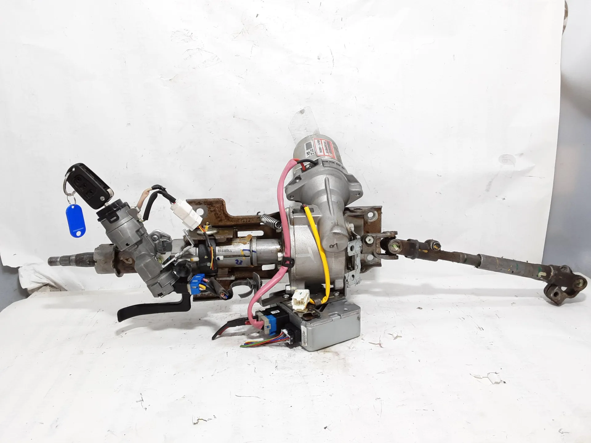 PIANTONE STERZO con codice 563001J700 da HYUNDAI i20 1° Serie 1200 Benzina 57 kW / 78 CV con codice motore G4LA/G4LA (2012)