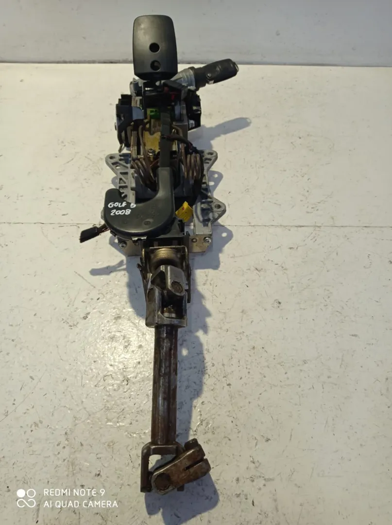 PIANTONE STERZO con codice 01345466 da VOLKSWAGEN Golf 5 Berlina (03>08) 2000 Diesel (2008)