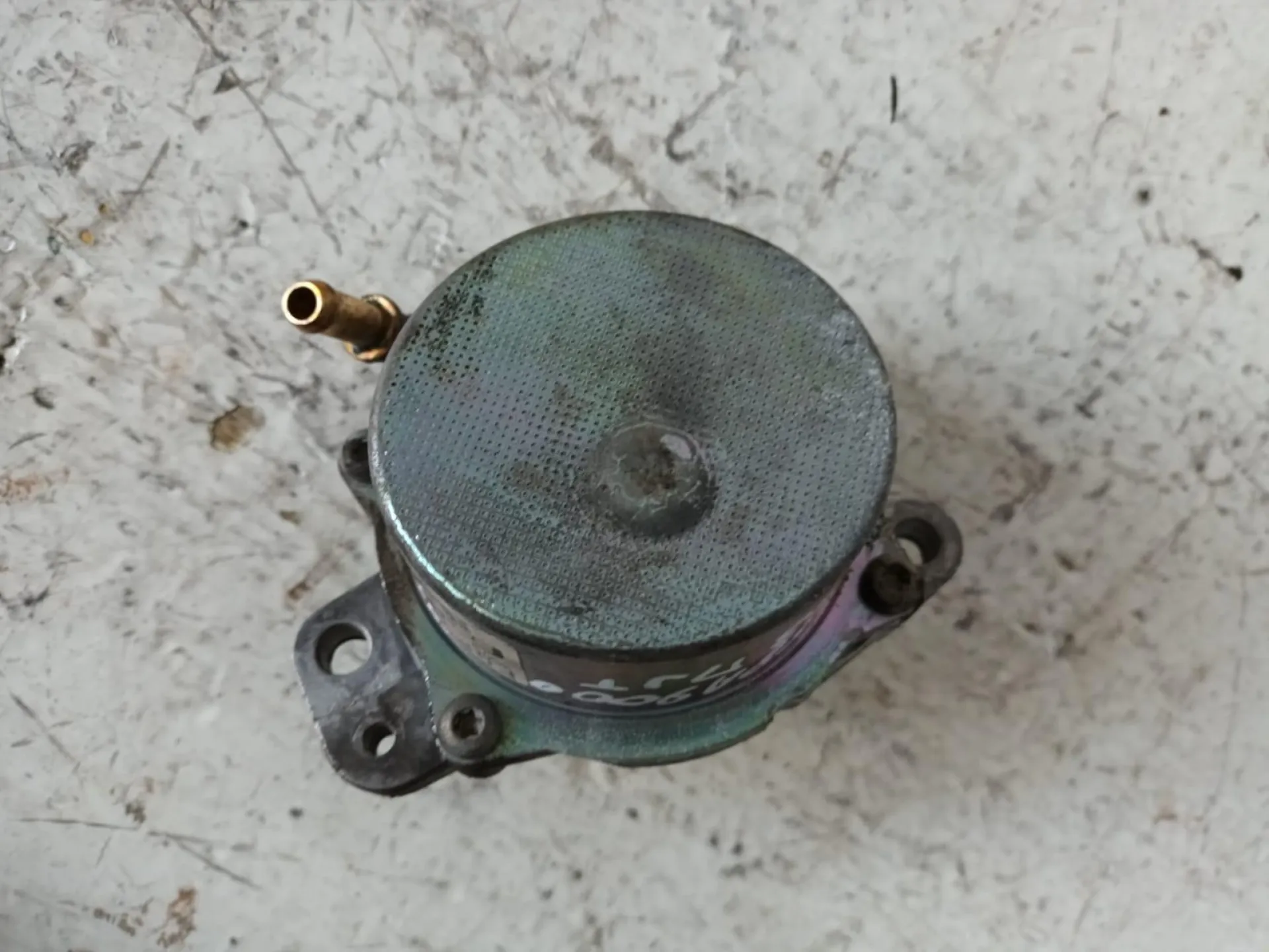 POMPA A VUOTO con codice 73501358 da LANCIA Musa 1Â° Serie 1300 Diesel con codice motore 188A9000 (2007)