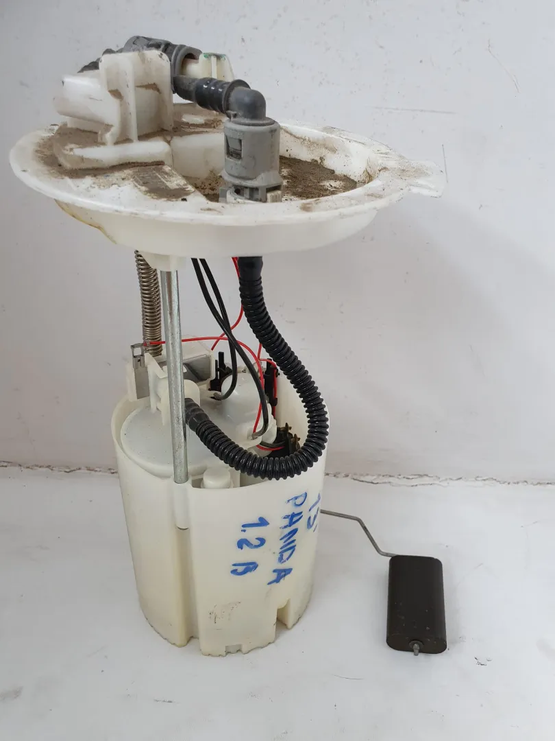 Pompa carburante Fiat Panda del 2014 1.2 Benzina CODICE RICAMBIO : 51885821