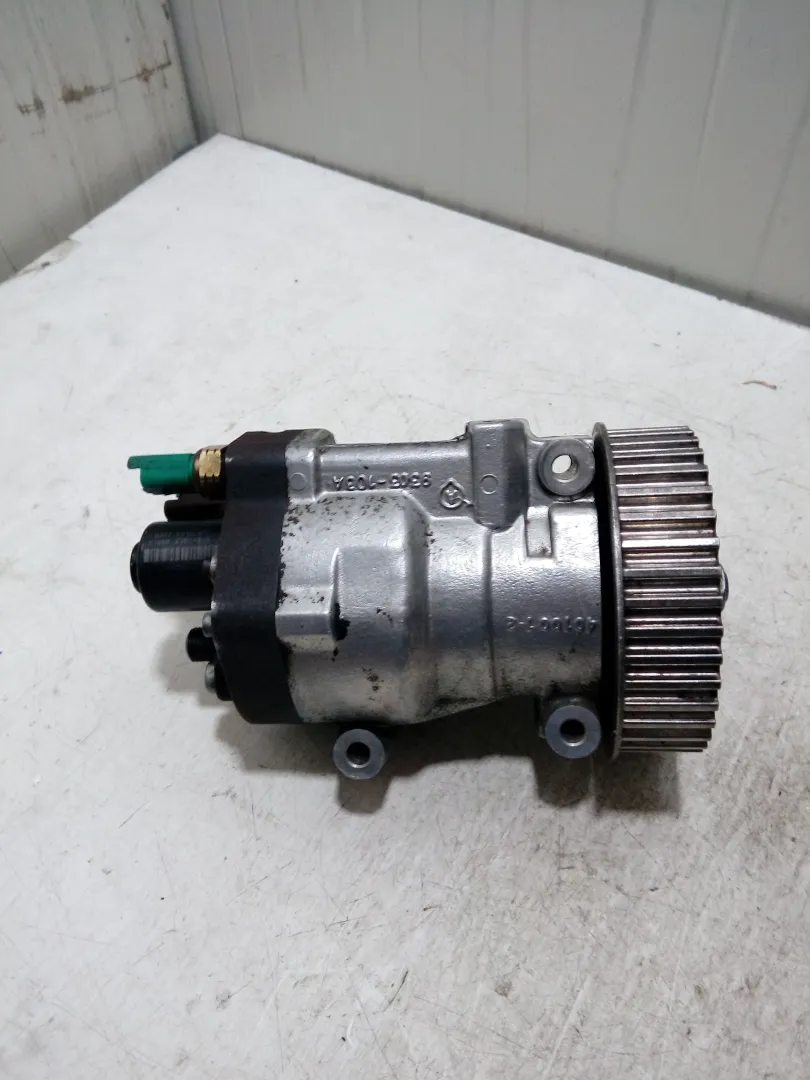 9303103a / 4010012 / 9307501c0 / 2196b01824b09 POMPA INIEZIONE DIESEL NISSAN Qashqai 1Â° Serie 2000 Diesel (2009)