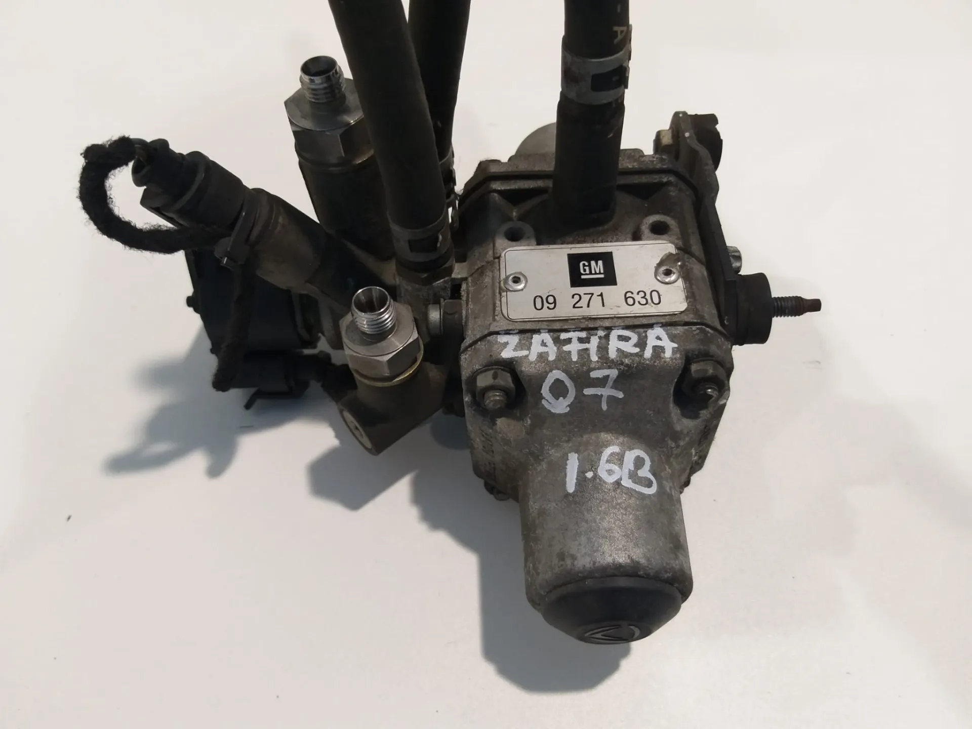 Pompa iniezione Opel Zafira B del 2007 1.6 Benzina / Metano CODICE RICAMBIO : 09271630