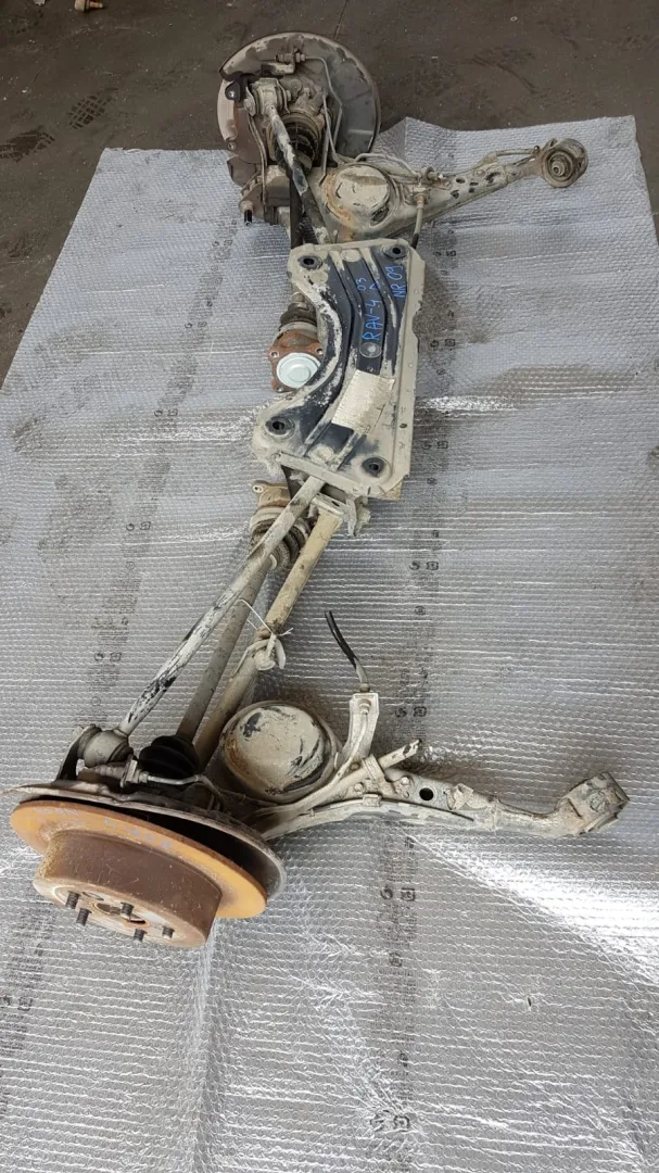 Ponte posteriore Toyota Rav 4 del 2003 2.0 Diesel