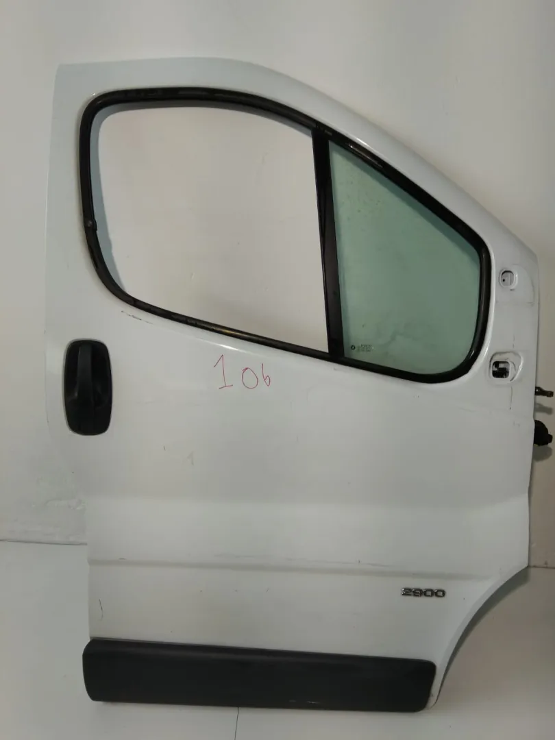 Porta anteriore destra Renault Trafic del 2004