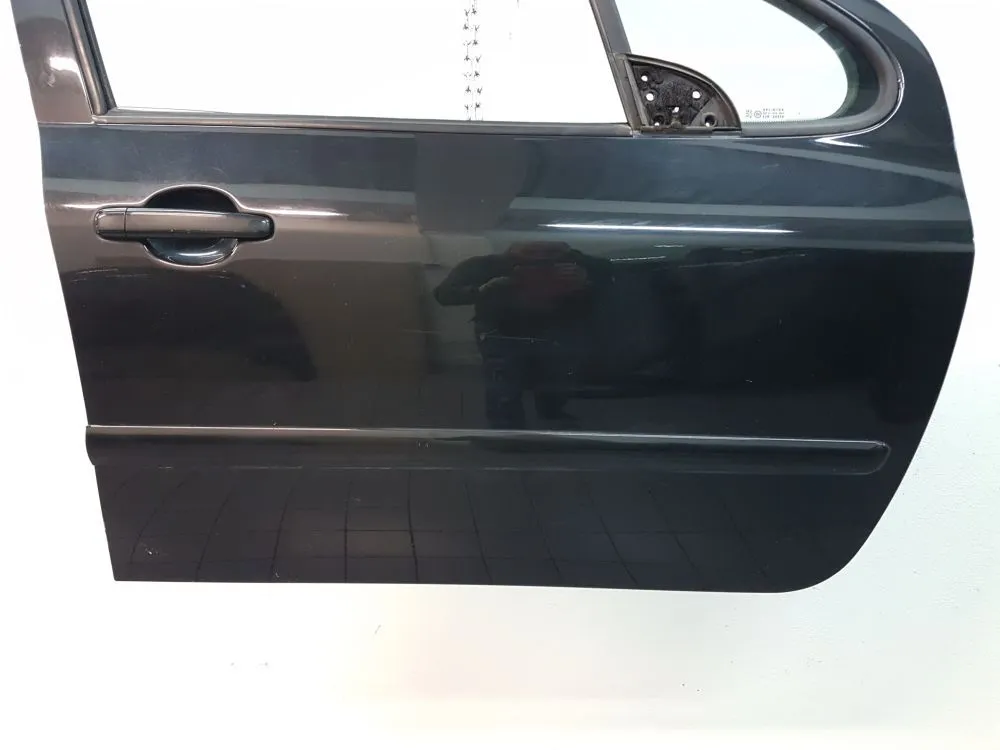 PORTIERA ANTERIORE DESTRA con codice 9004S7 da PEUGEOT 307 Berlina (01>05)