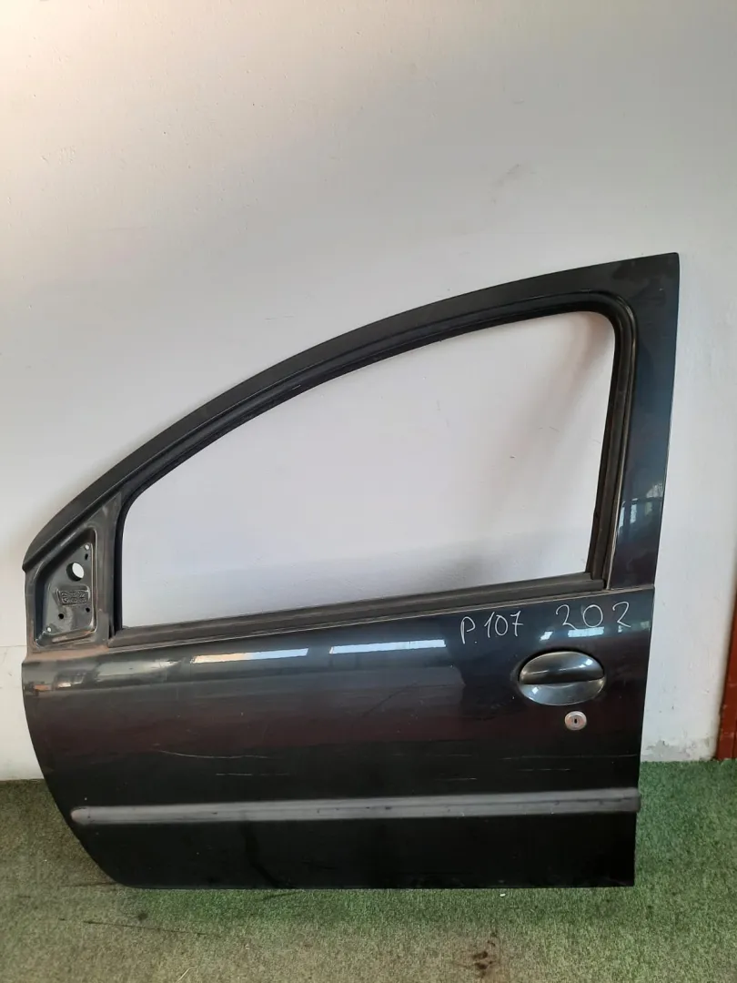 Portiera anteriore sinistra Peugeot 107 1.0 B del 2008
