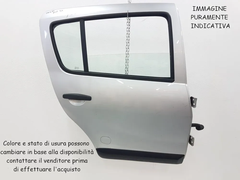 PORTIERA POSTERIORE DESTRA con codice 821006948R da DACIA Sandero 1° Serie 1400 Benzina 55 (2010)