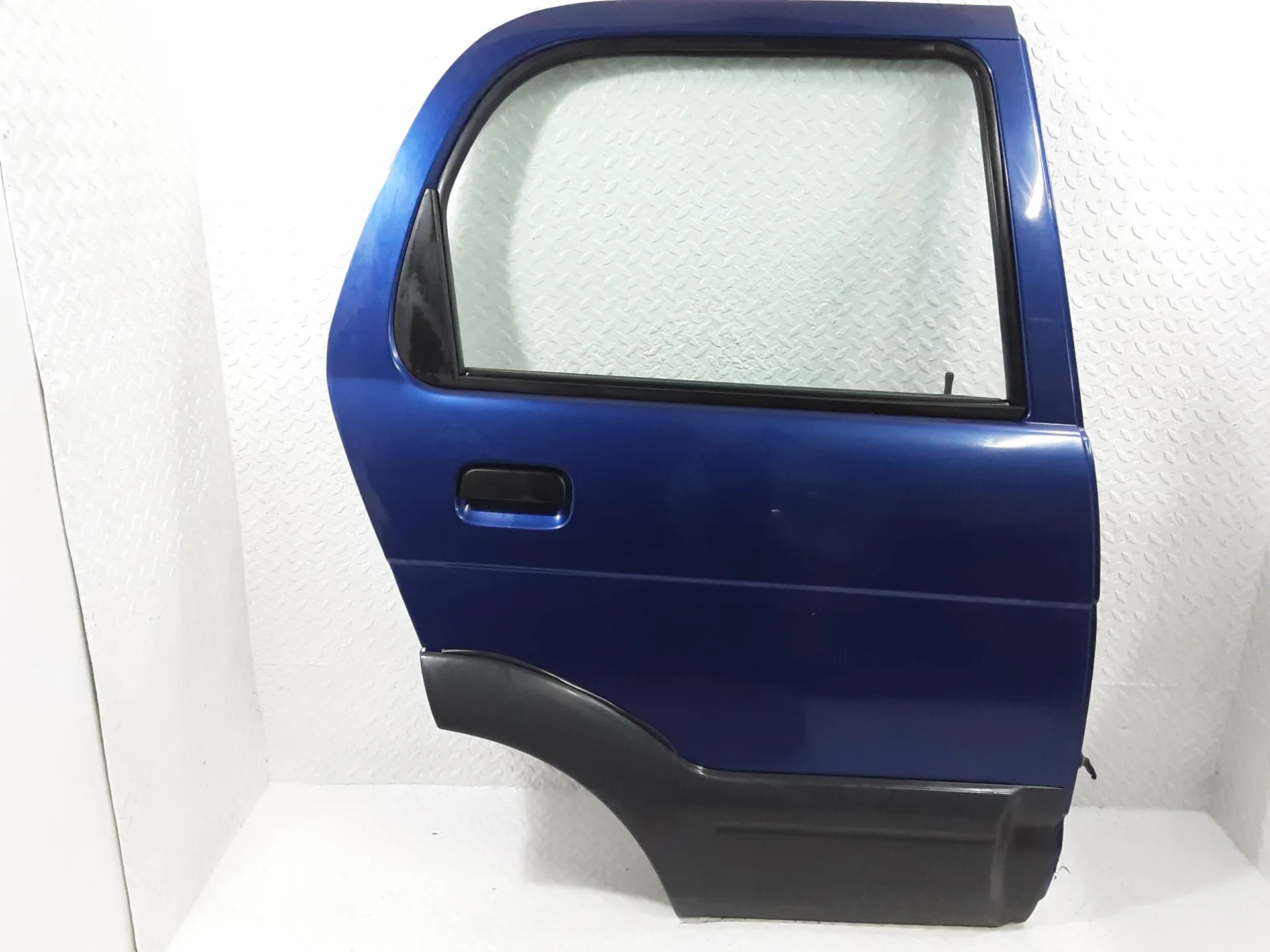 PORTIERA POSTERIORE DESTRA DAIHATSU Terios 1° Serie 1300 Benzina 63 kW / 86 CV con codice motore K3/K3-VE (2005)