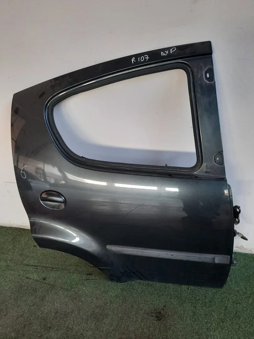 Portiera posteriore destra Peugeot 107 1.0 B del 2008