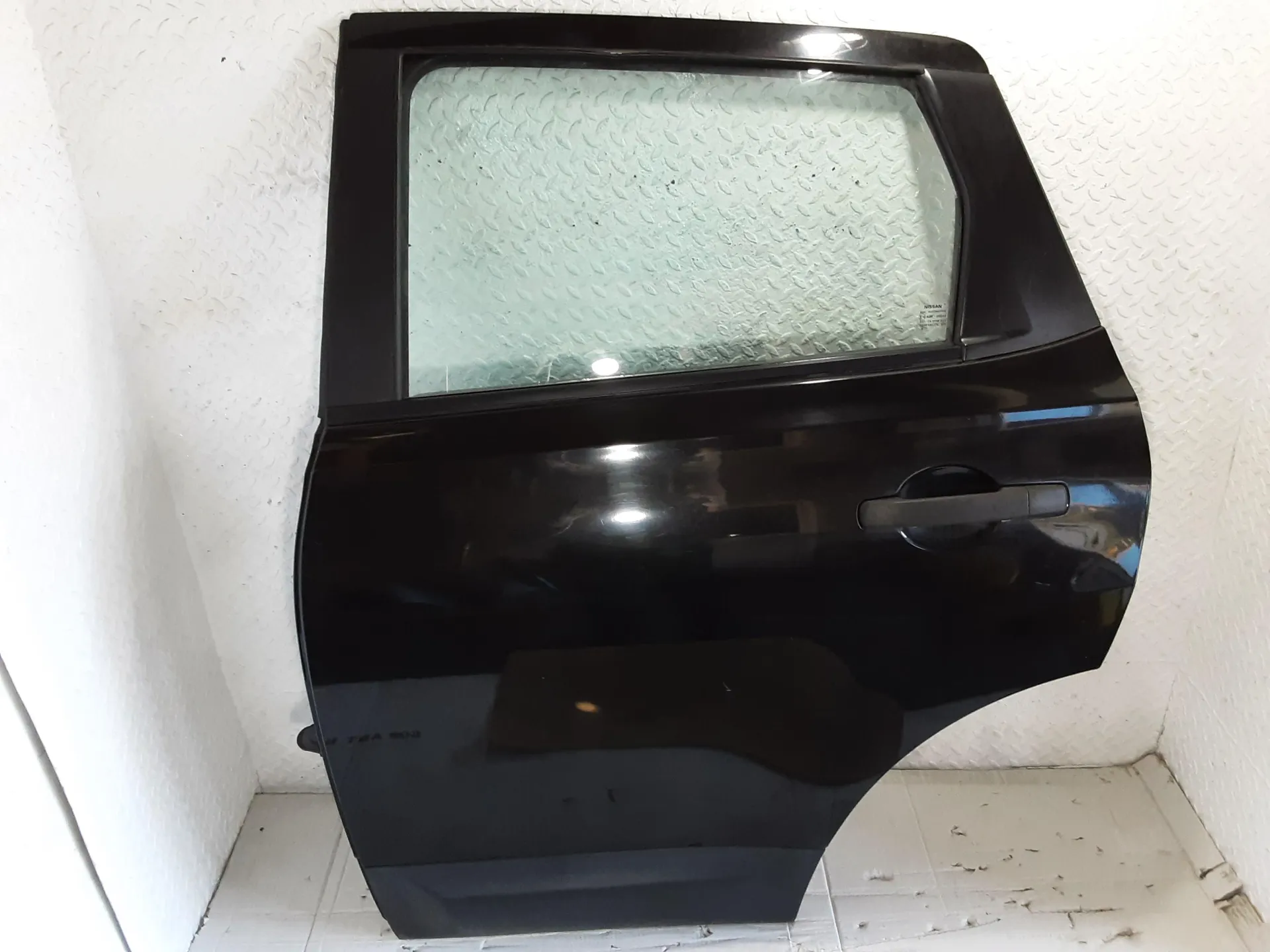 PORTIERA POSTERIORE SINISTRA NISSAN Qashqai +2 (JJ10) (07>18) 1500 Diesel 78 kW / 106 CV con codice motore K9k/K9K 282, K9K 292 (2009)