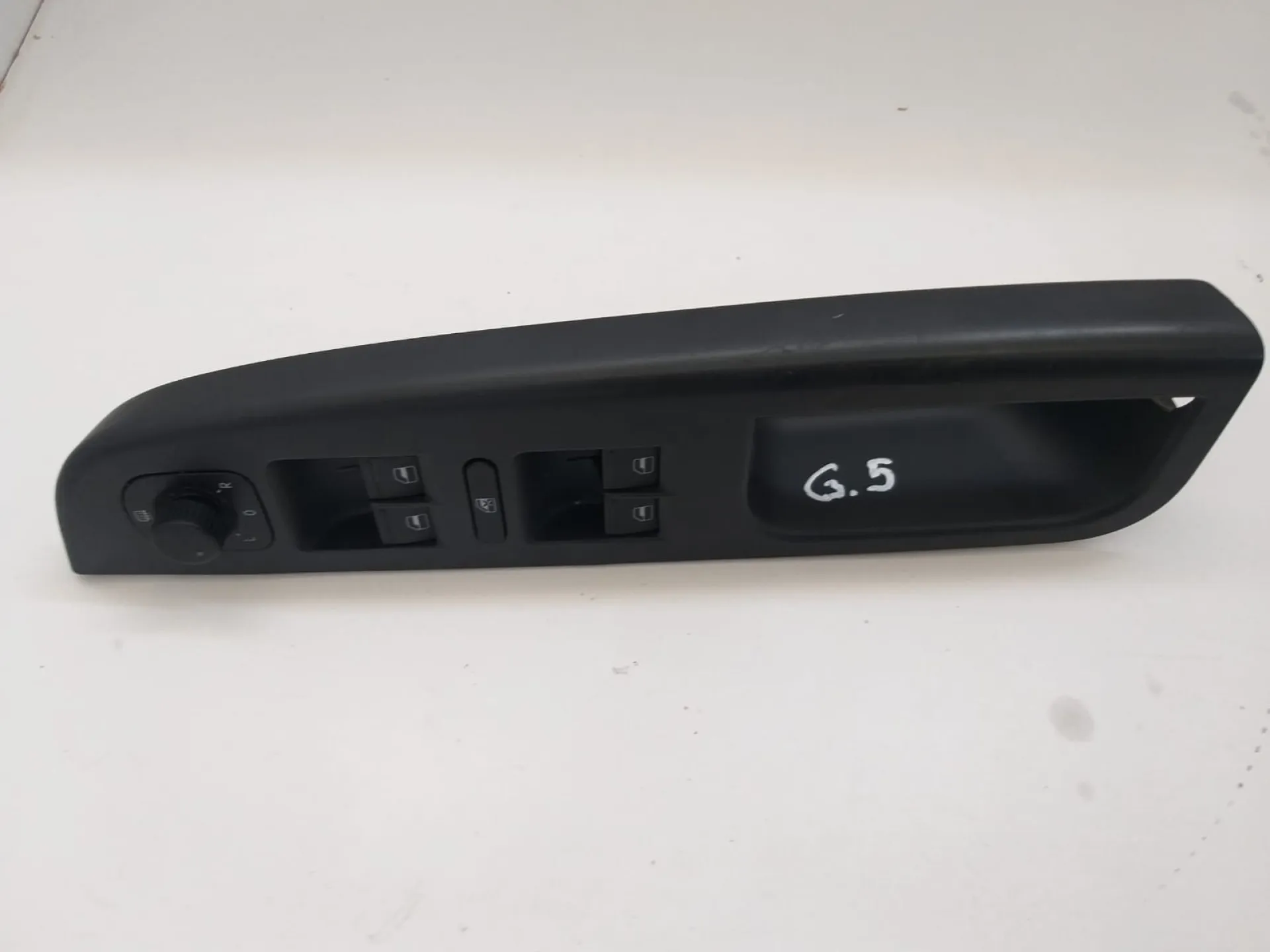 Pulsantiera alzacristalli Volkswagen Golf 5 del 2007 1.6 Benzina