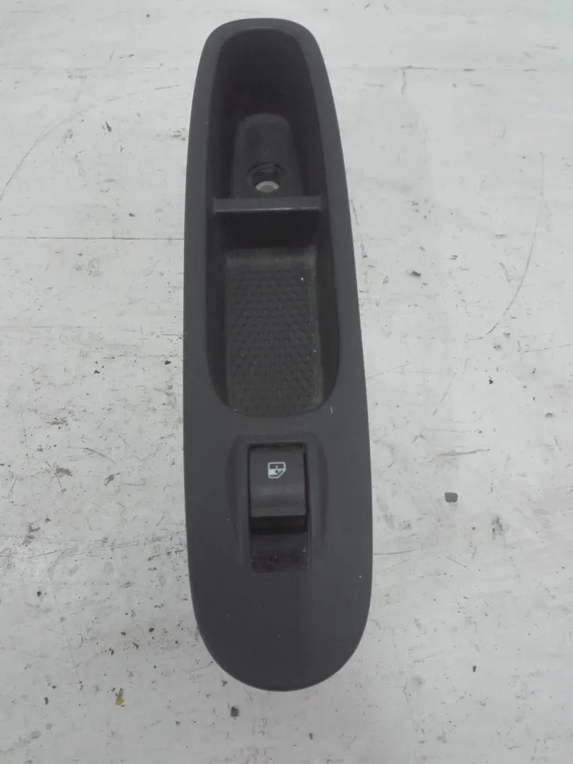 PULSANTIERA ANTERIORE DESTRA PASSEGGERO TOYOTA Yaris Serie (11>13) Diesel (2013)
