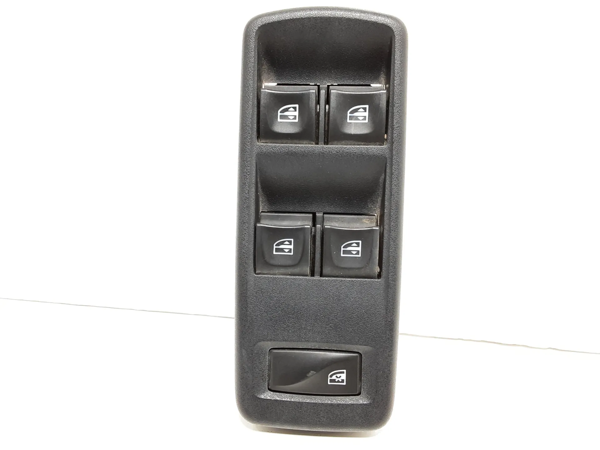 PULSANTIERA ANTERIORE SINISTRA DACIA Lodgy 1° Serie COD. 254110431R (10>18)
