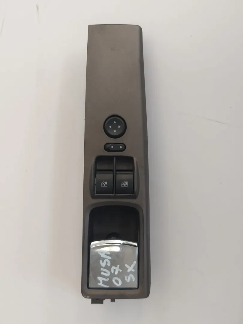 Pulsantiera anteriore sinistra Lancia Musa 1.3 MJT del 2007