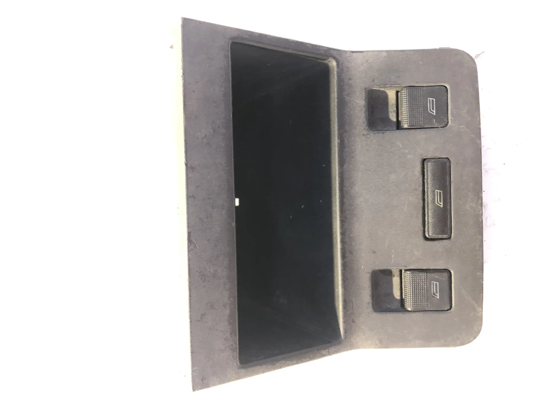 PULSANTE INTERRUTTORE ACCENSIONE SEAT Ibiza Serie (02>05) Benzina (2002)