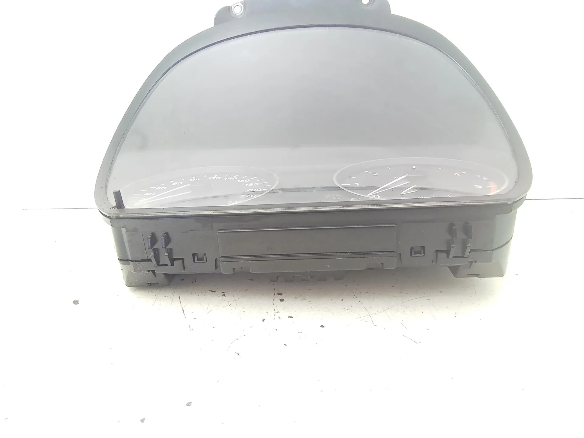 QUADRO STRUMENTI con codice 1924952-31 da BMW Serie 1 Serie (E87) (04>07) 2000 Diesel (2005)