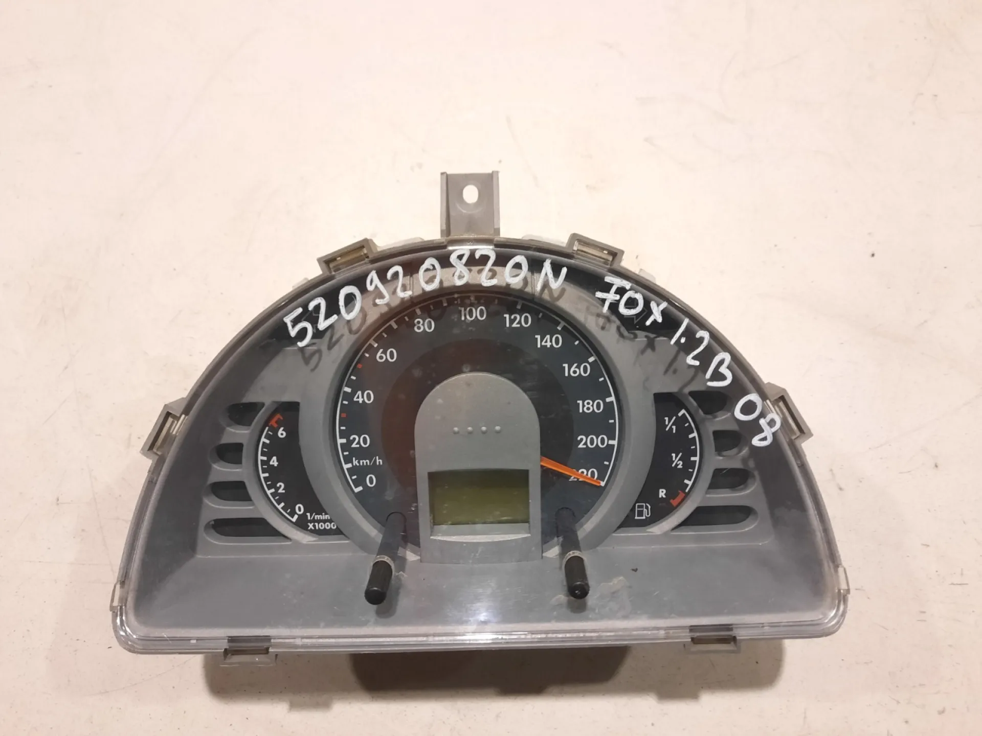Quadro strumenti per VVW Fox 1.2 B del 2008 CODICE RICAMBIO : 5Z0920820N