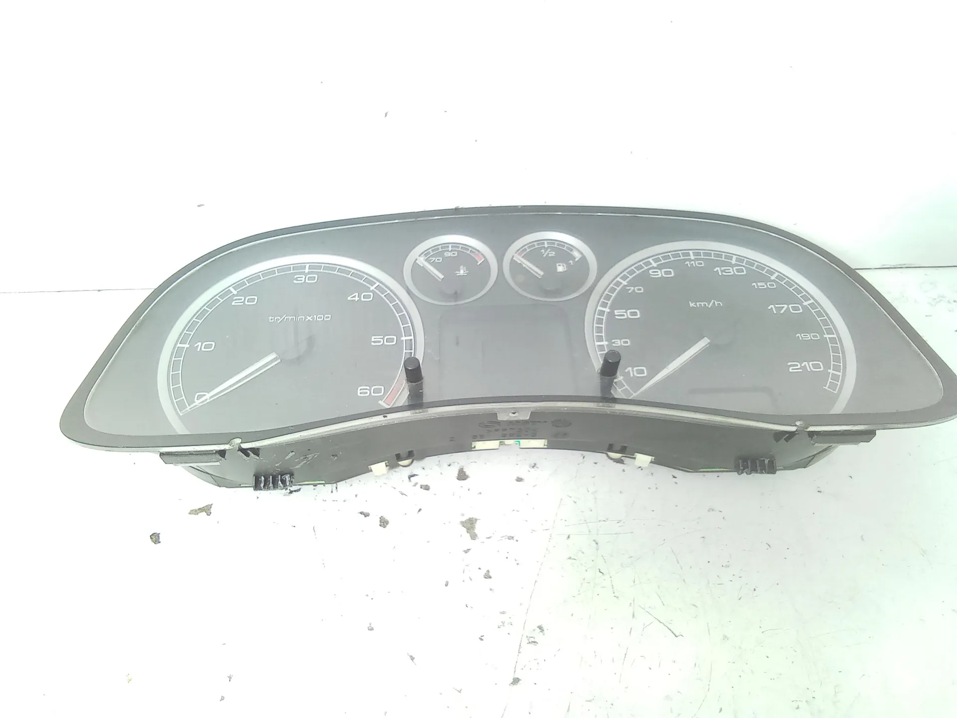 QUADRO STRUMENTI con codice P9646742480 da PEUGEOT 307 Berlina 2000 Diesel 79 (2003)