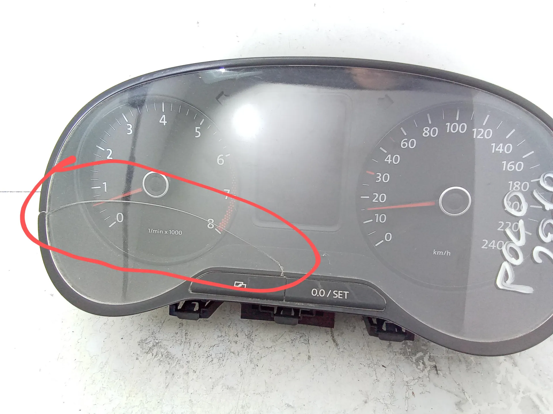 QUADRO STRUMENTI con codice 6r0920860j da VOLKSWAGEN Polo 5Â° Serie 1200 Benzina (2012)
