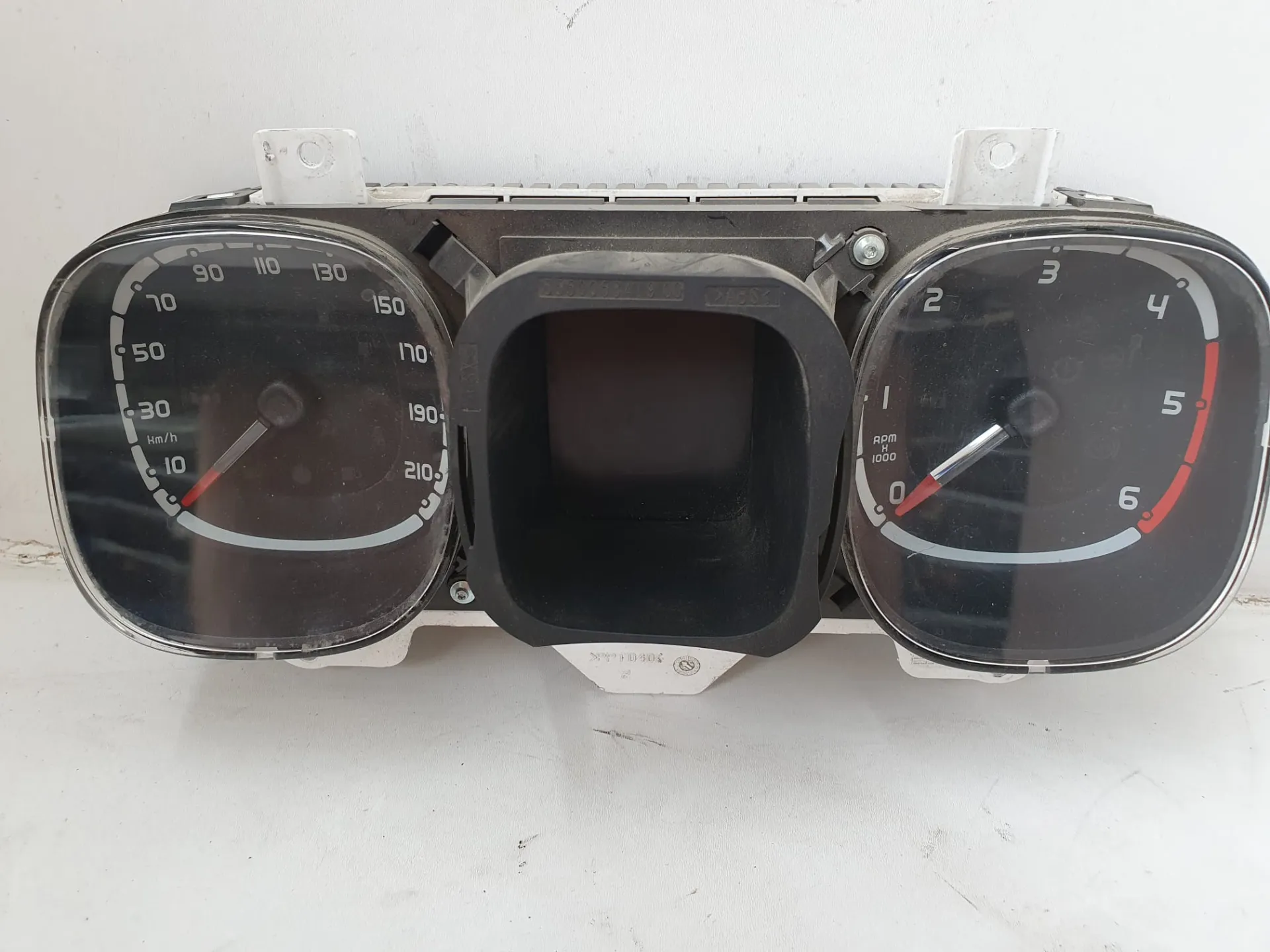 Quadrostrumenti Fiat Panda del 2014 1.3 Diesel CODICE RICAMBIO : 51976465