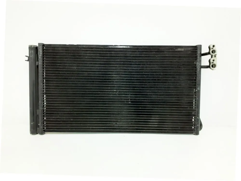 RADIATORE A/C con codice 6930039 da BMW Serie 1 Serie (E87) (04>07) 2000 Diesel 120 (2005)