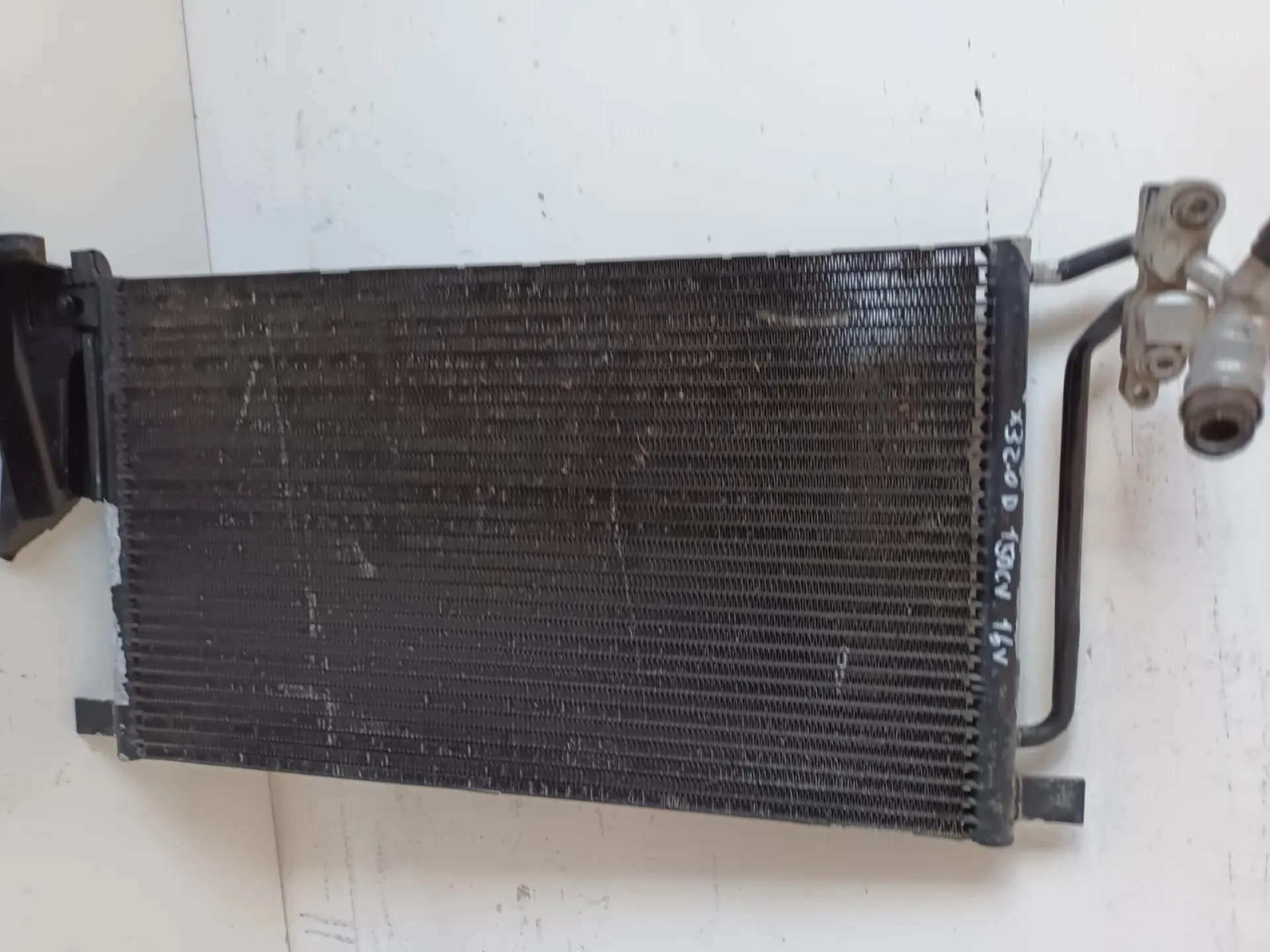RADIATORE A/C con codice 837764804 da BMW X3 1Â° Serie 2000 Diesel (2008)