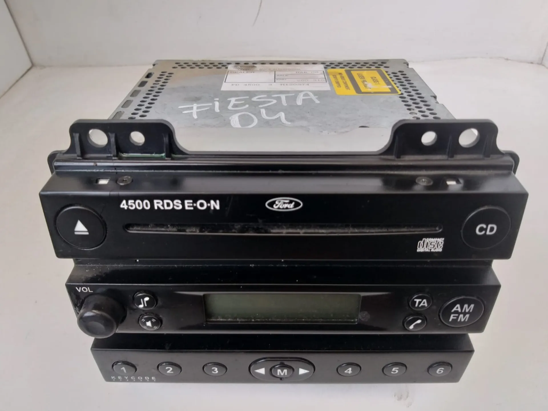 Radio / Stero Ford Fiesta del 2005 1.4 Diesel CODICE RICAMBIO : 2S6118C815AG